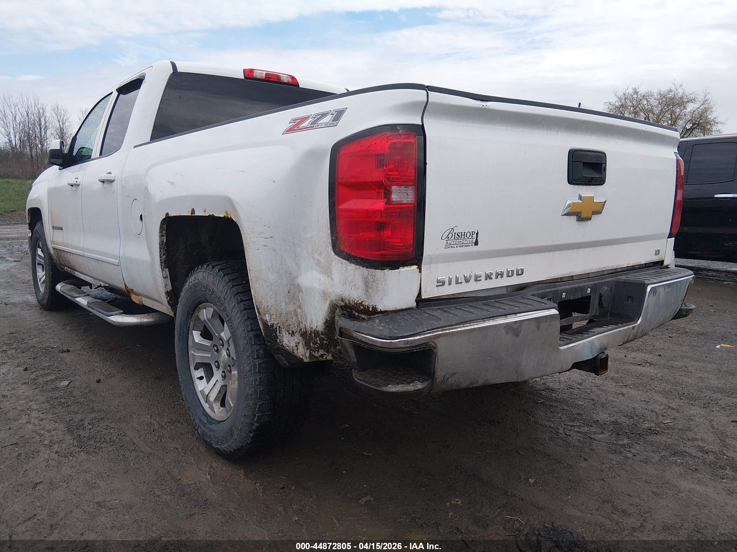 2015 Chevrolet Silverado 1500 2lt Белый vin: 1GCVKREC6FZ414850