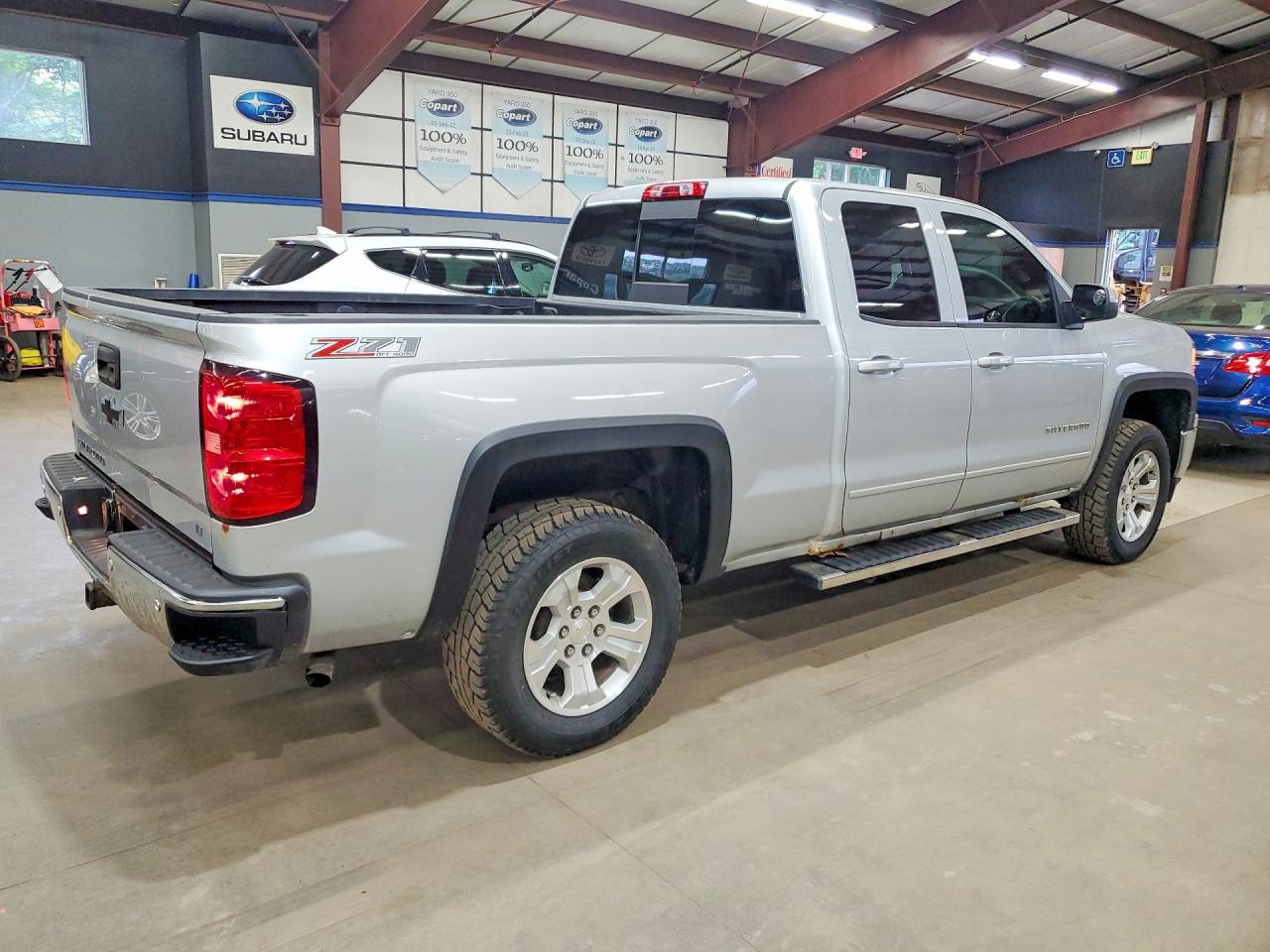 2015 Chevrolet Silverado K1500 Lt Серебряный vin: 1GCVKREC6FZ444589
