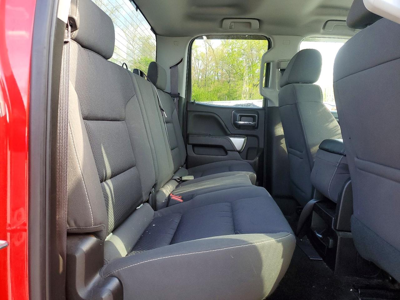2017 Chevrolet Silverado K1500 Lt Красный vin: 1GCVKREC6HZ348738