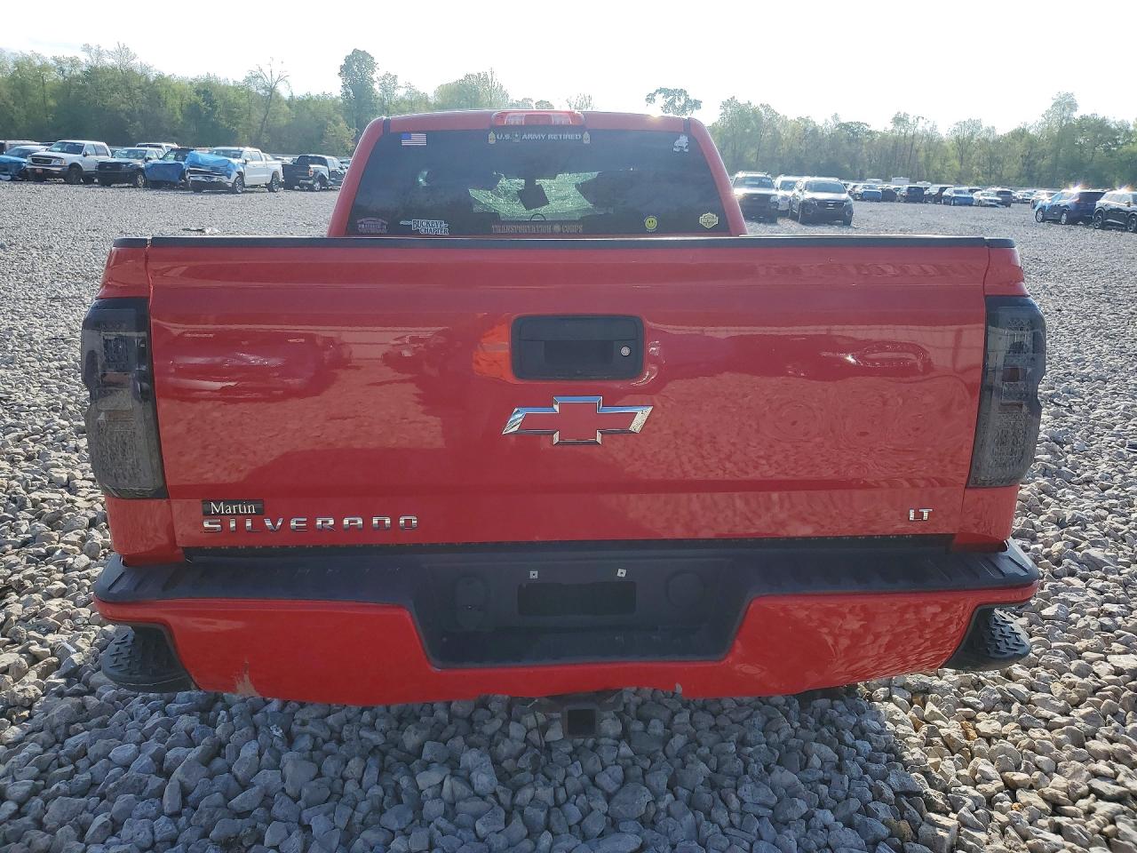 2017 Chevrolet Silverado K1500 Lt Красный vin: 1GCVKREC6HZ348738