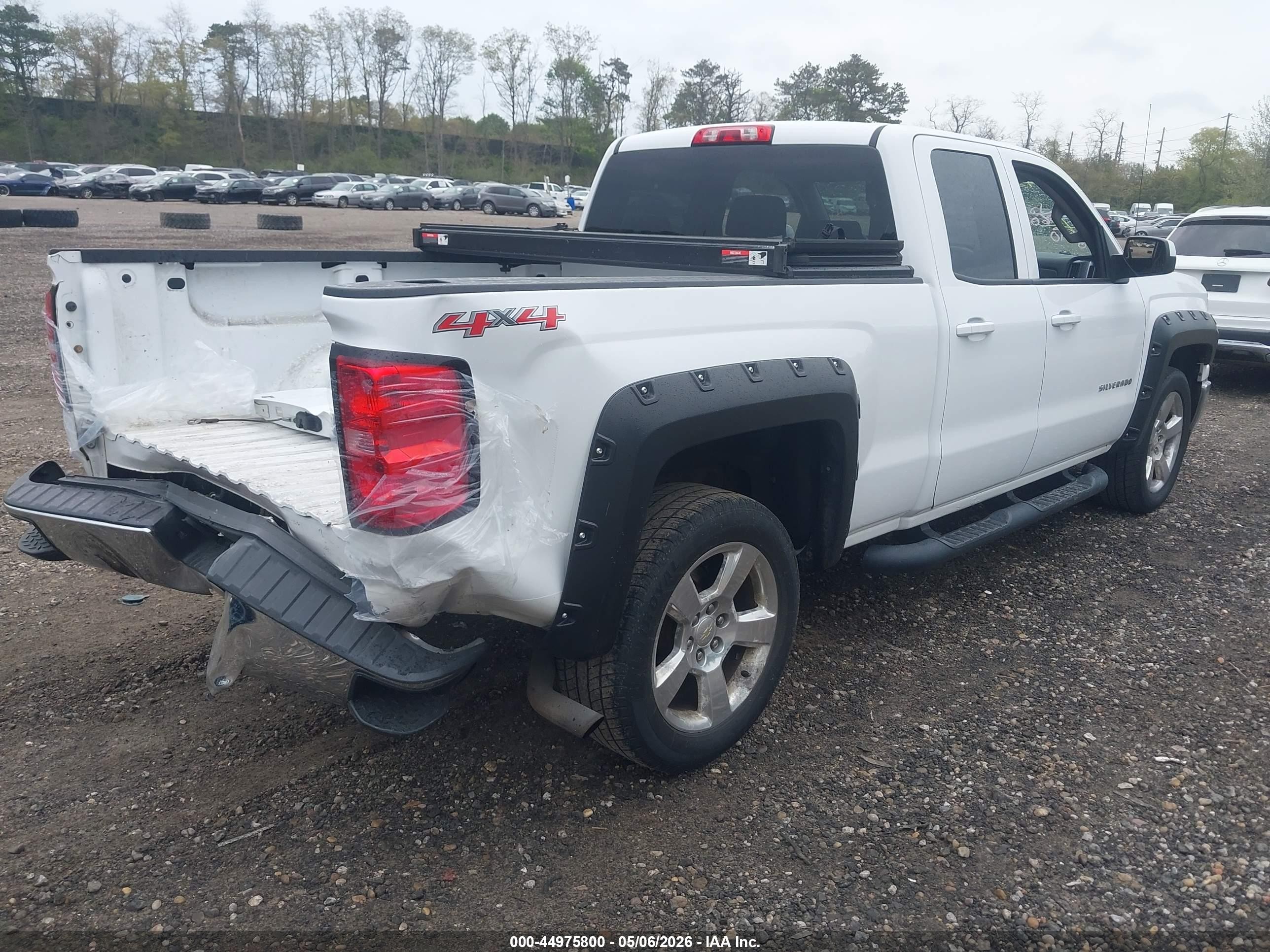 2014 Chevrolet Silverado 1500 1lt Белый vin: 1GCVKREC7EZ332639