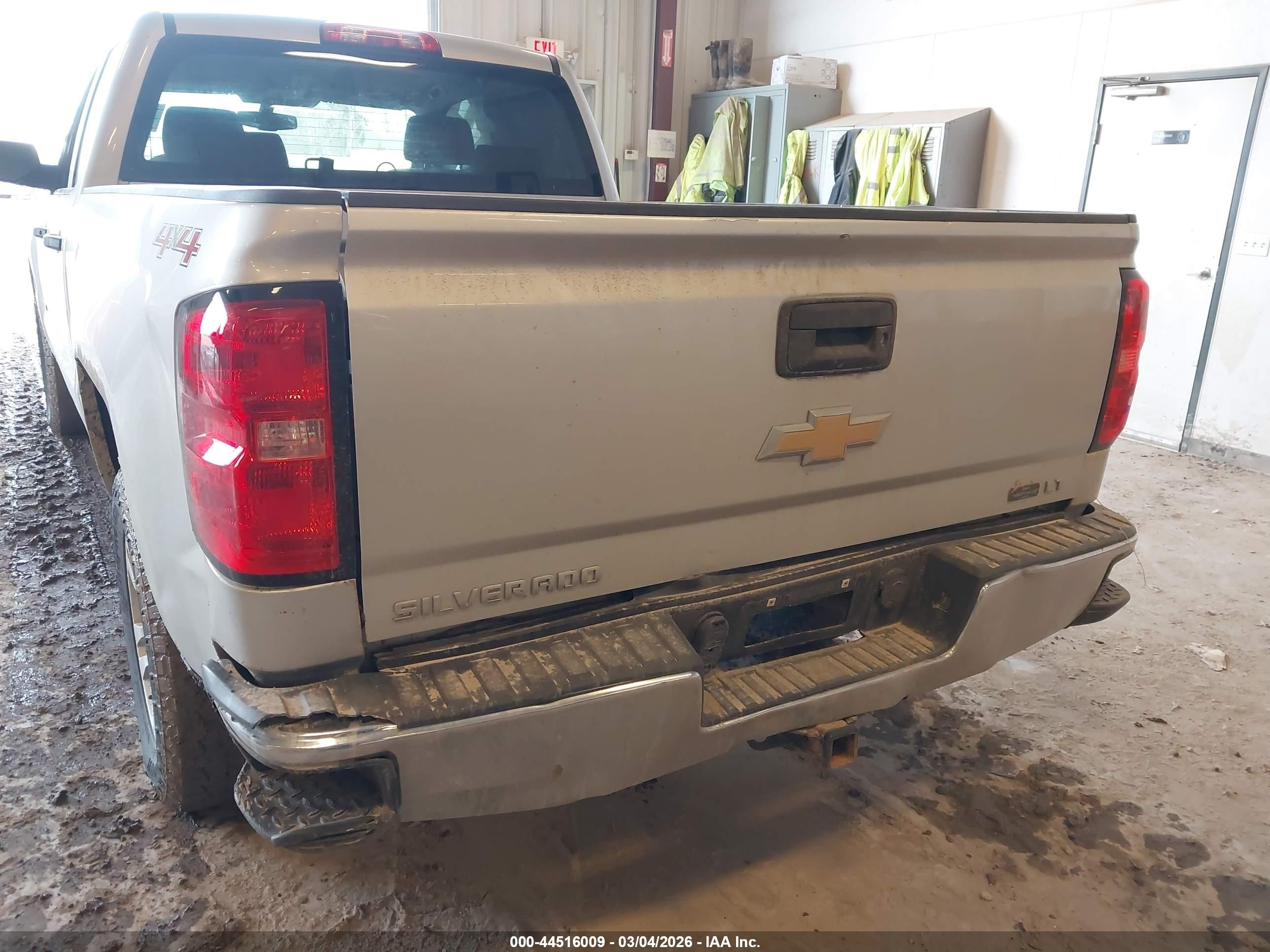 2014 Chevrolet Silverado K1500 Lt Silver vin: 1GCVKREC7EZ338814