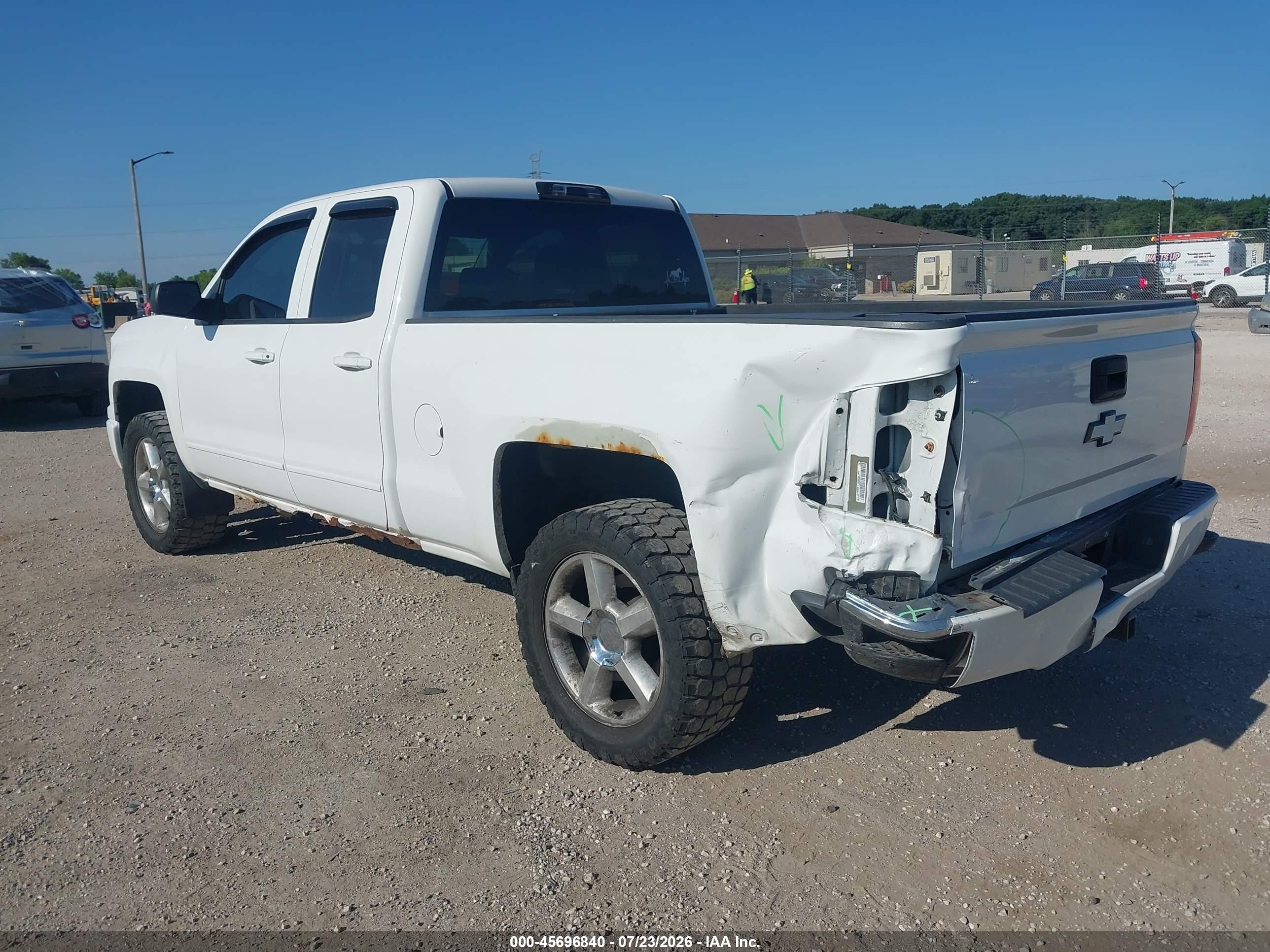 2014 Chevrolet Silverado 1500 Lt White vin: 1GCVKREC7EZ377001