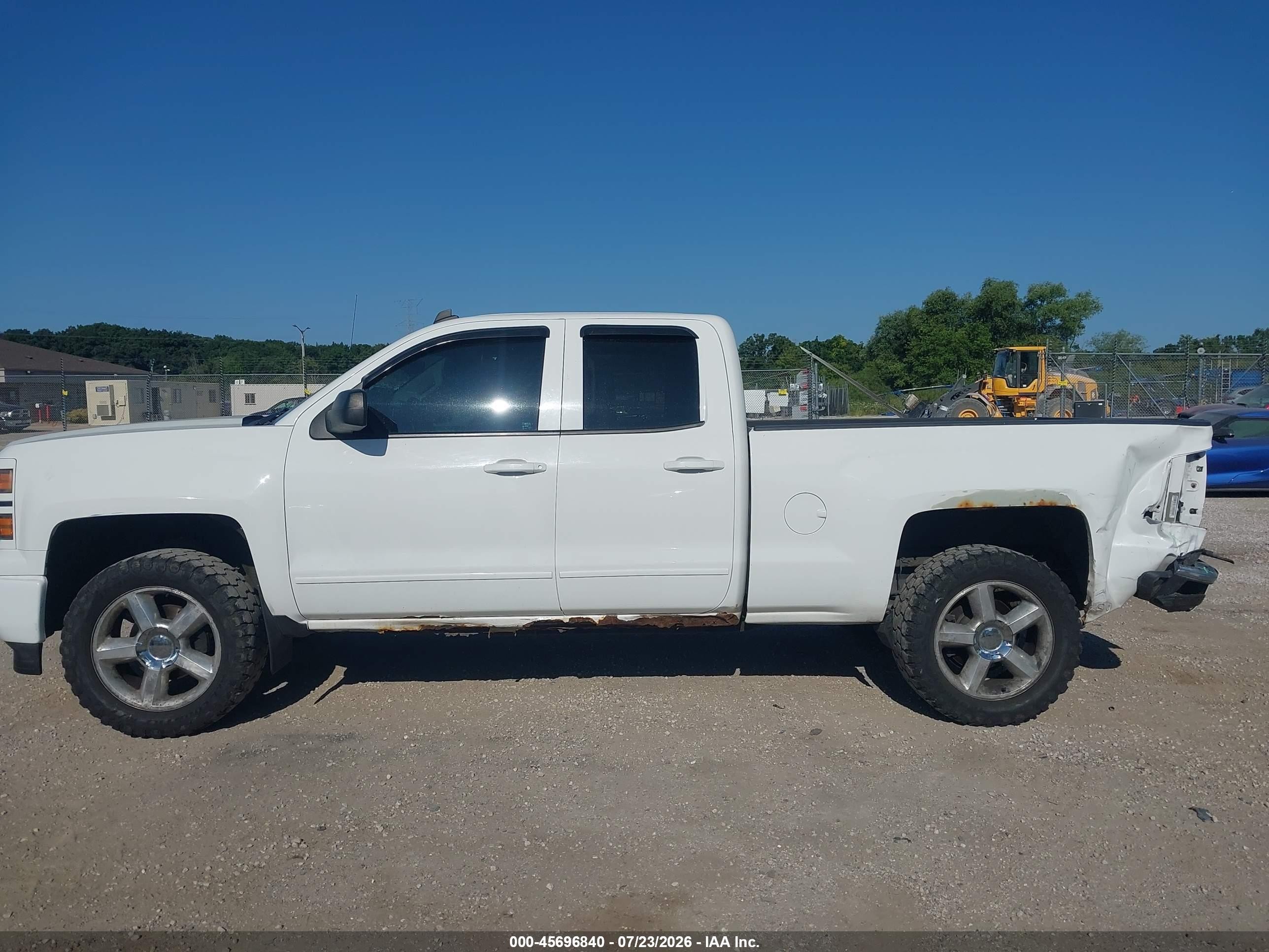 2014 Chevrolet Silverado 1500 Lt White vin: 1GCVKREC7EZ377001