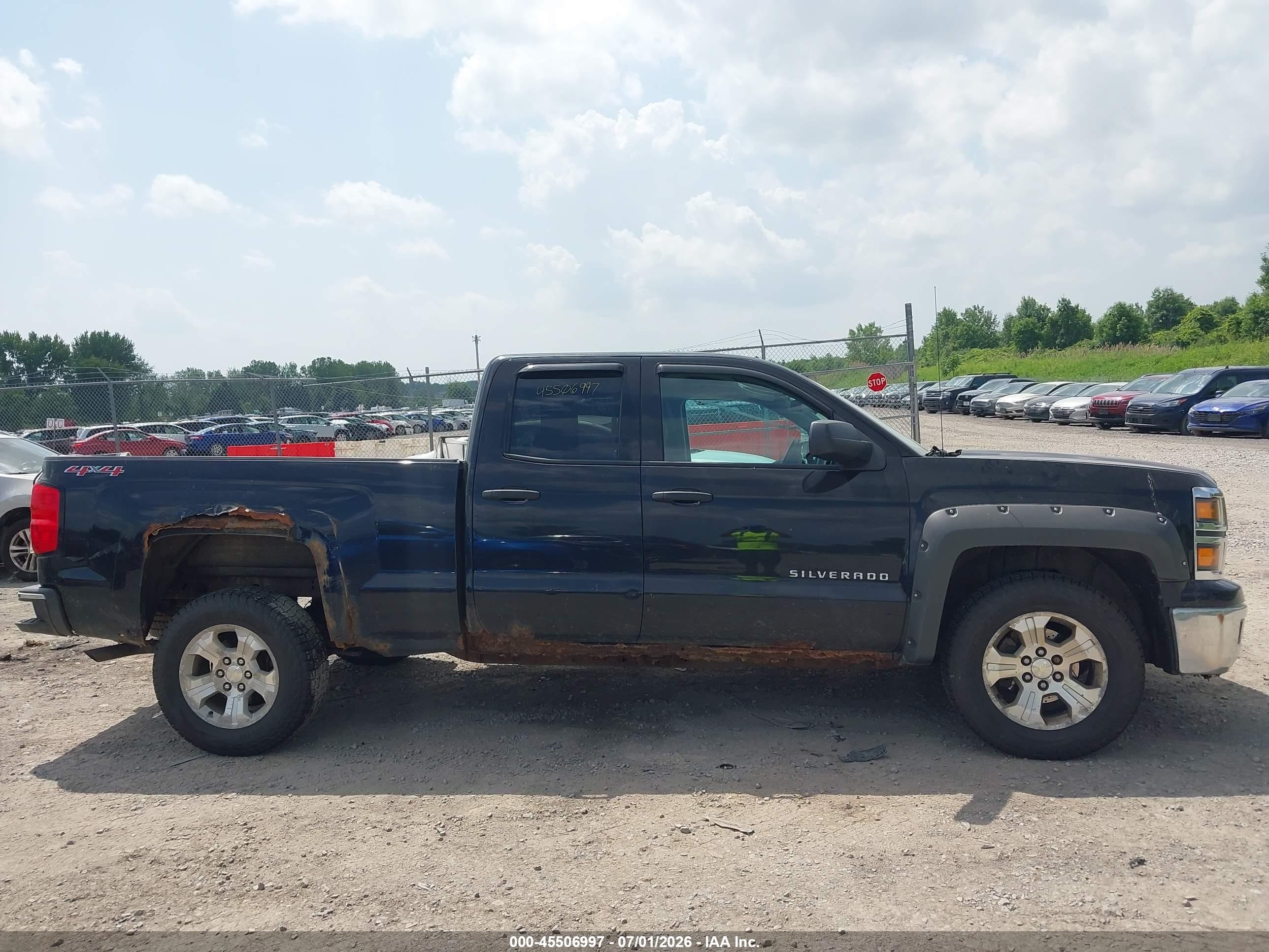 2014 Chevrolet Silverado 1500 Lt Black vin: 1GCVKREC7EZ395322