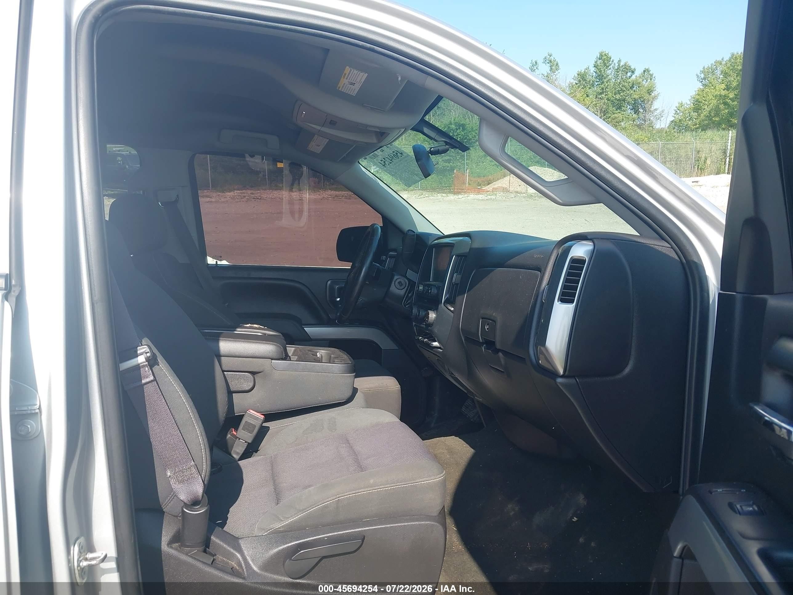 2015 Chevrolet Silverado 1500 Lt Silver vin: 1GCVKREC7FZ195834