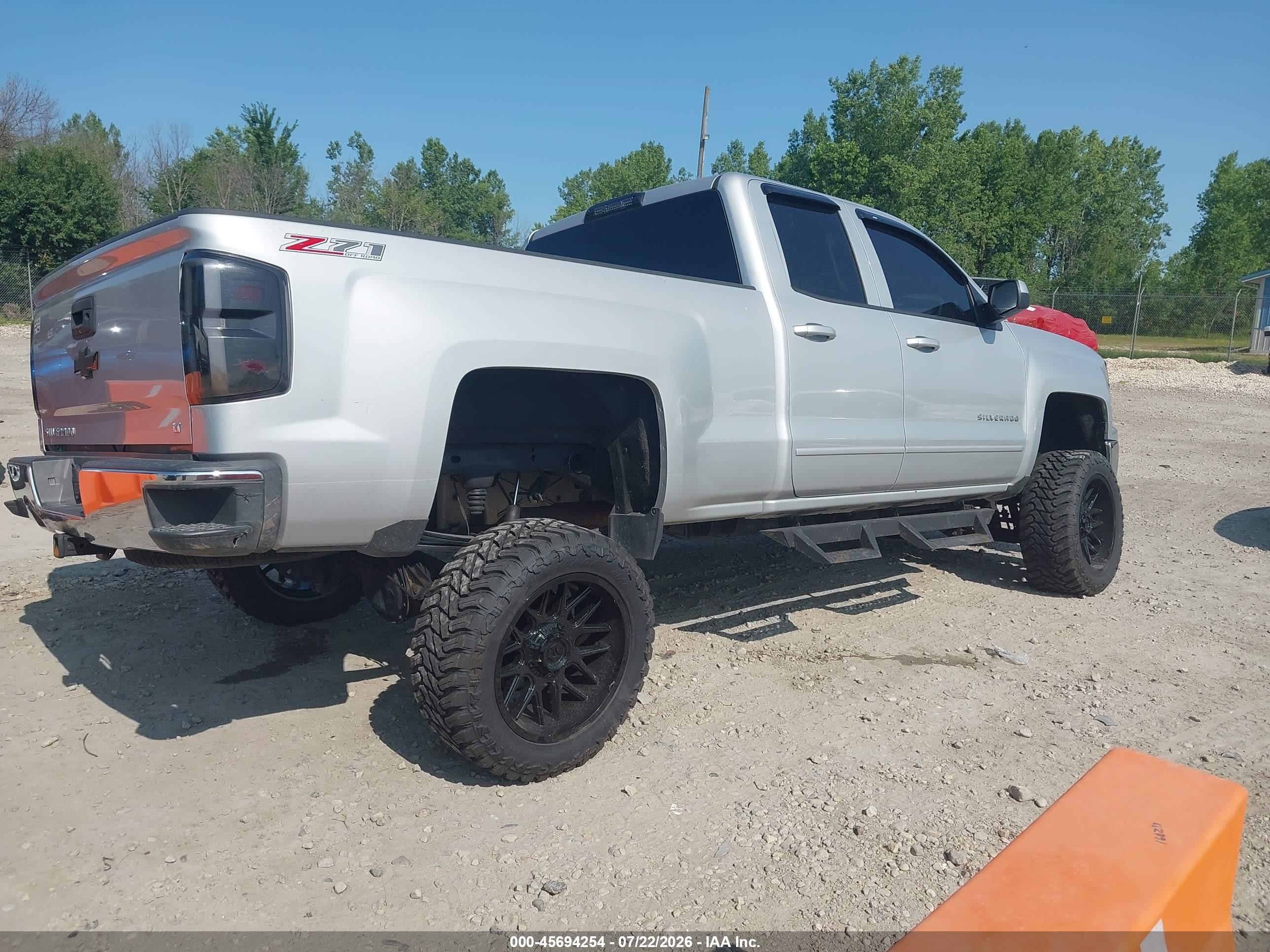 2015 Chevrolet Silverado 1500 Lt Silver vin: 1GCVKREC7FZ195834