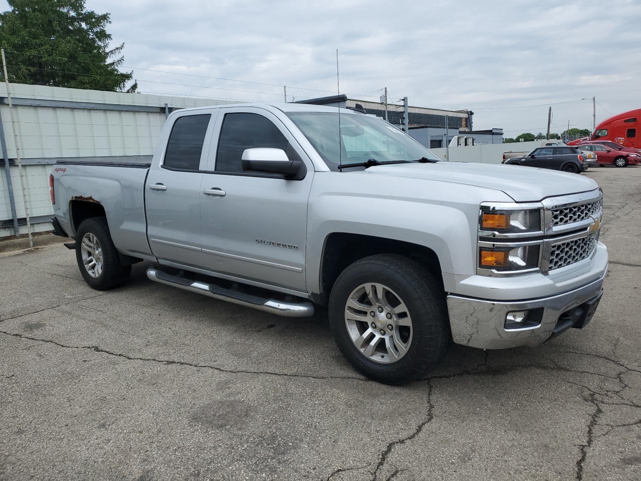 2015 Chevrolet Silverado K1500 Lt Silver vin: 1GCVKREC7FZ215032 Damage: Right Running Board, Aftermarket, Acceptable