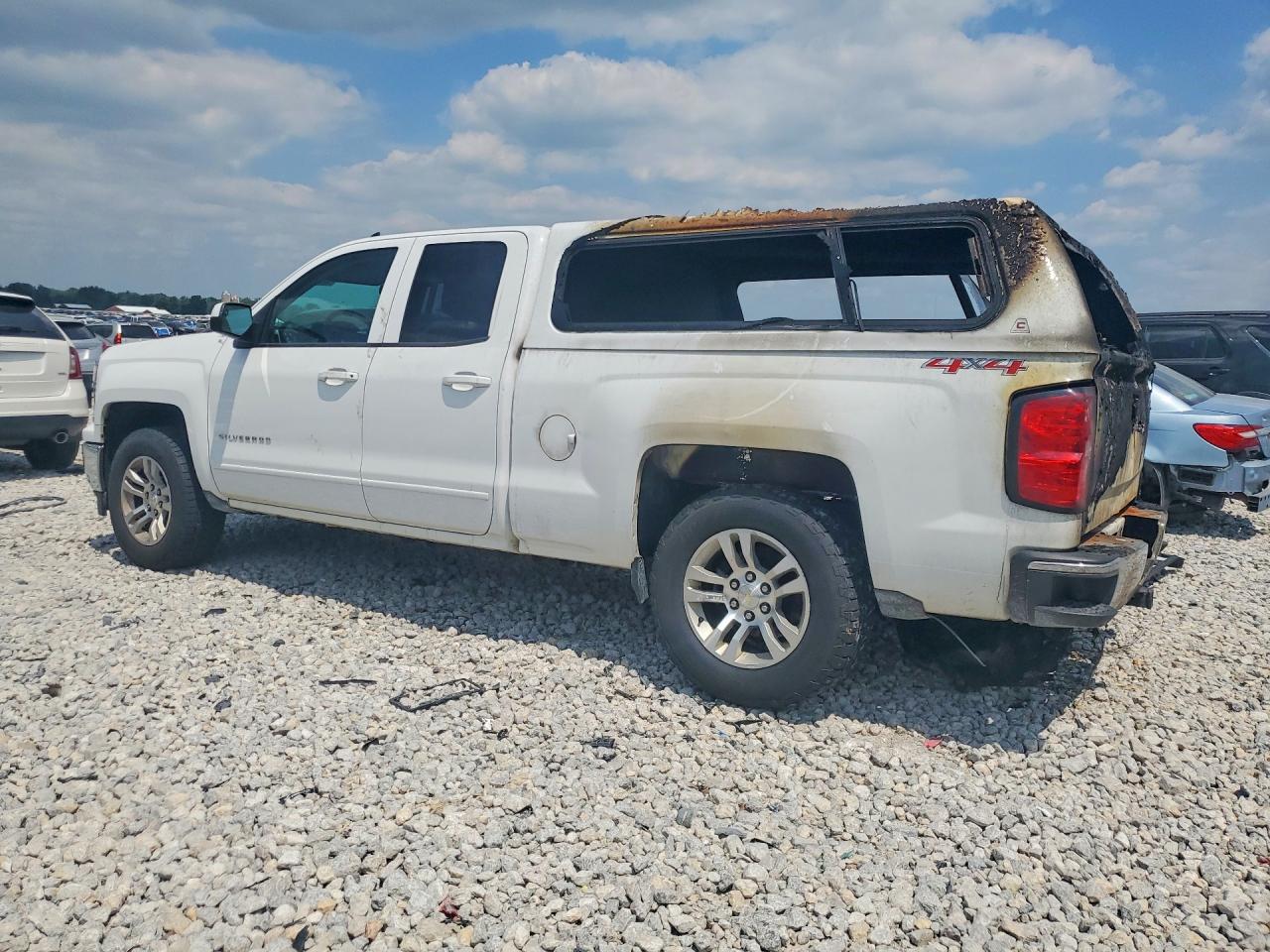 2015 Chevrolet Silverado K1500 Lt White vin: 1GCVKREC7FZ240416