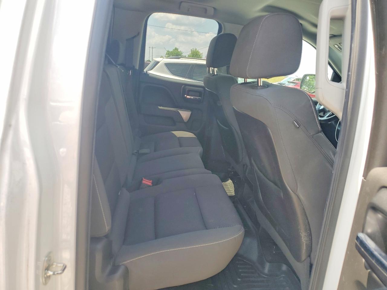2015 Chevrolet Silverado K1500 Lt White vin: 1GCVKREC7FZ240416