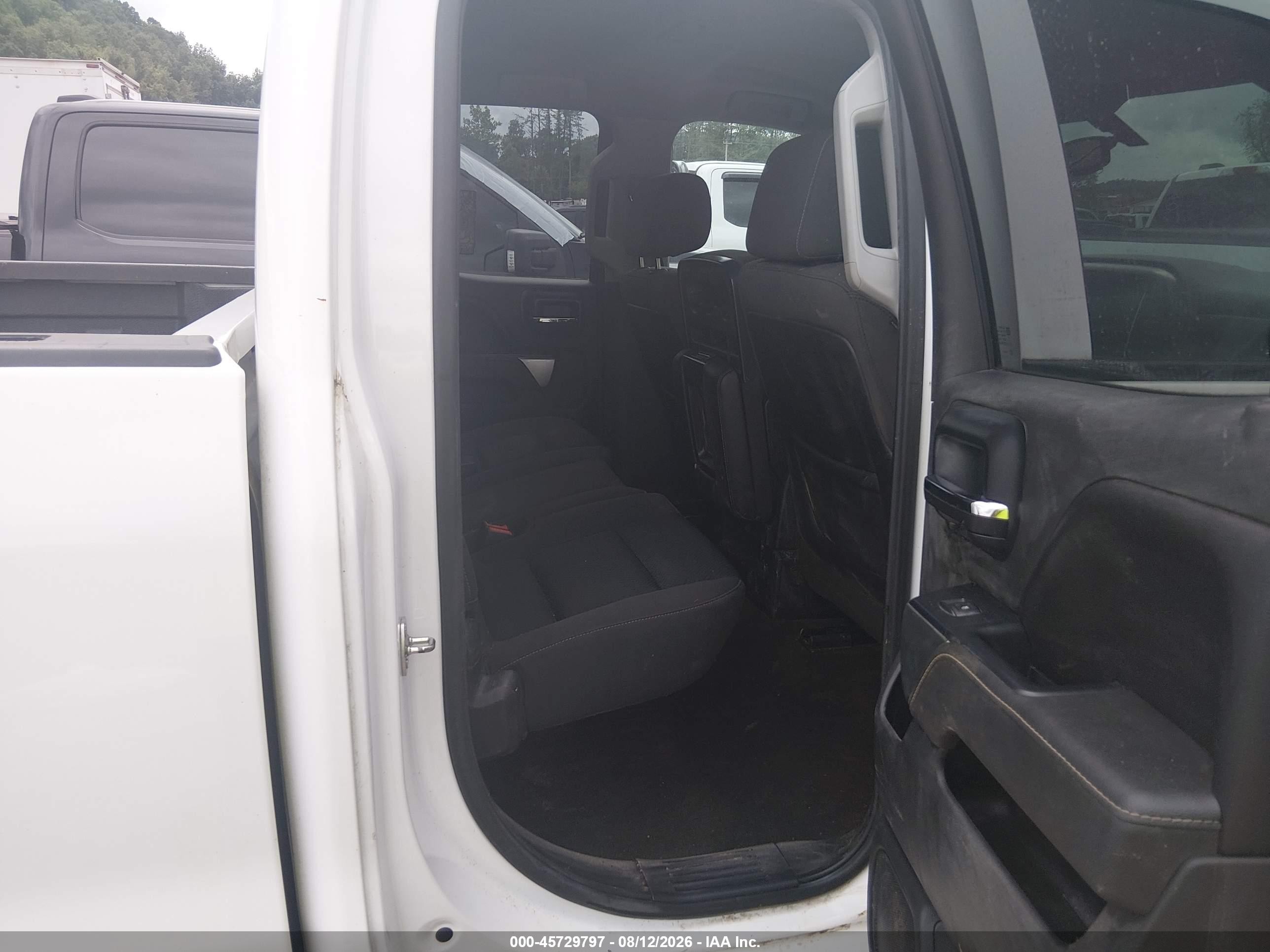 2015 Chevrolet Silverado 1500 Lt White vin: 1GCVKREC7FZ370261