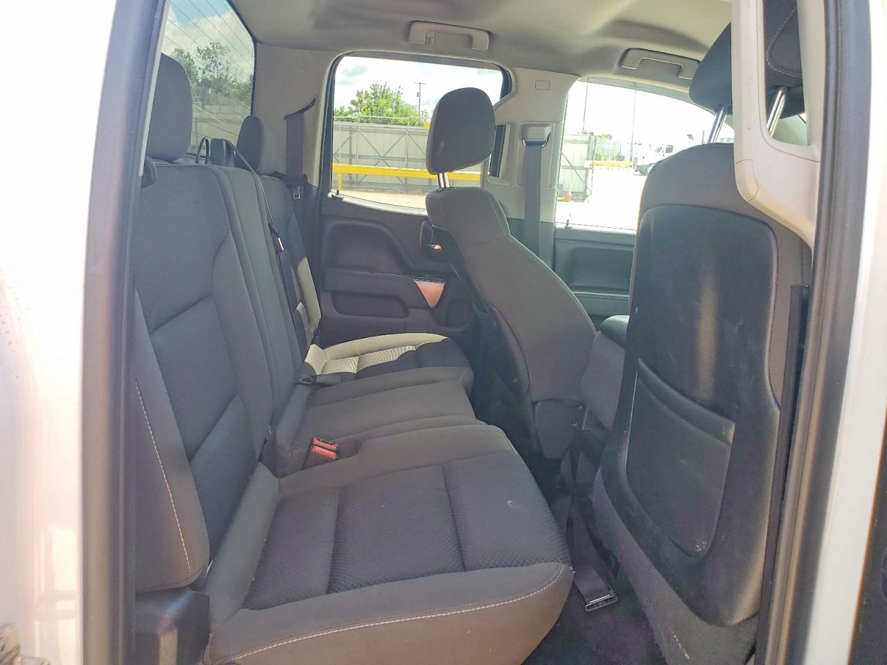 2015 Chevrolet Silverado K1500 Lt White vin: 1GCVKREC7FZ434590