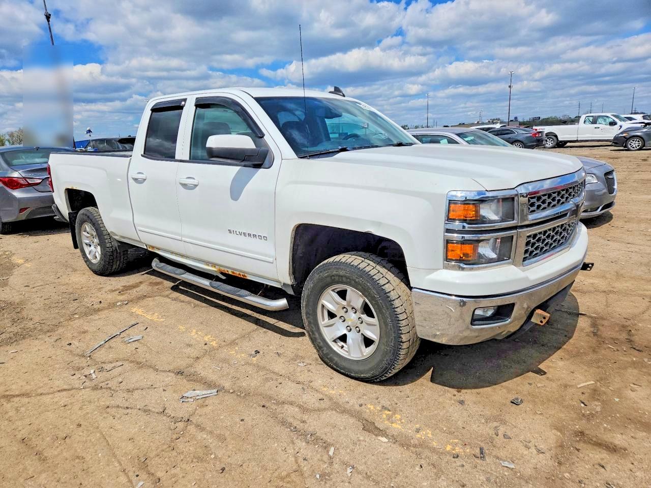 2015 Chevrolet Silverado K1500 Lt White vin: 1GCVKREC7FZ446559