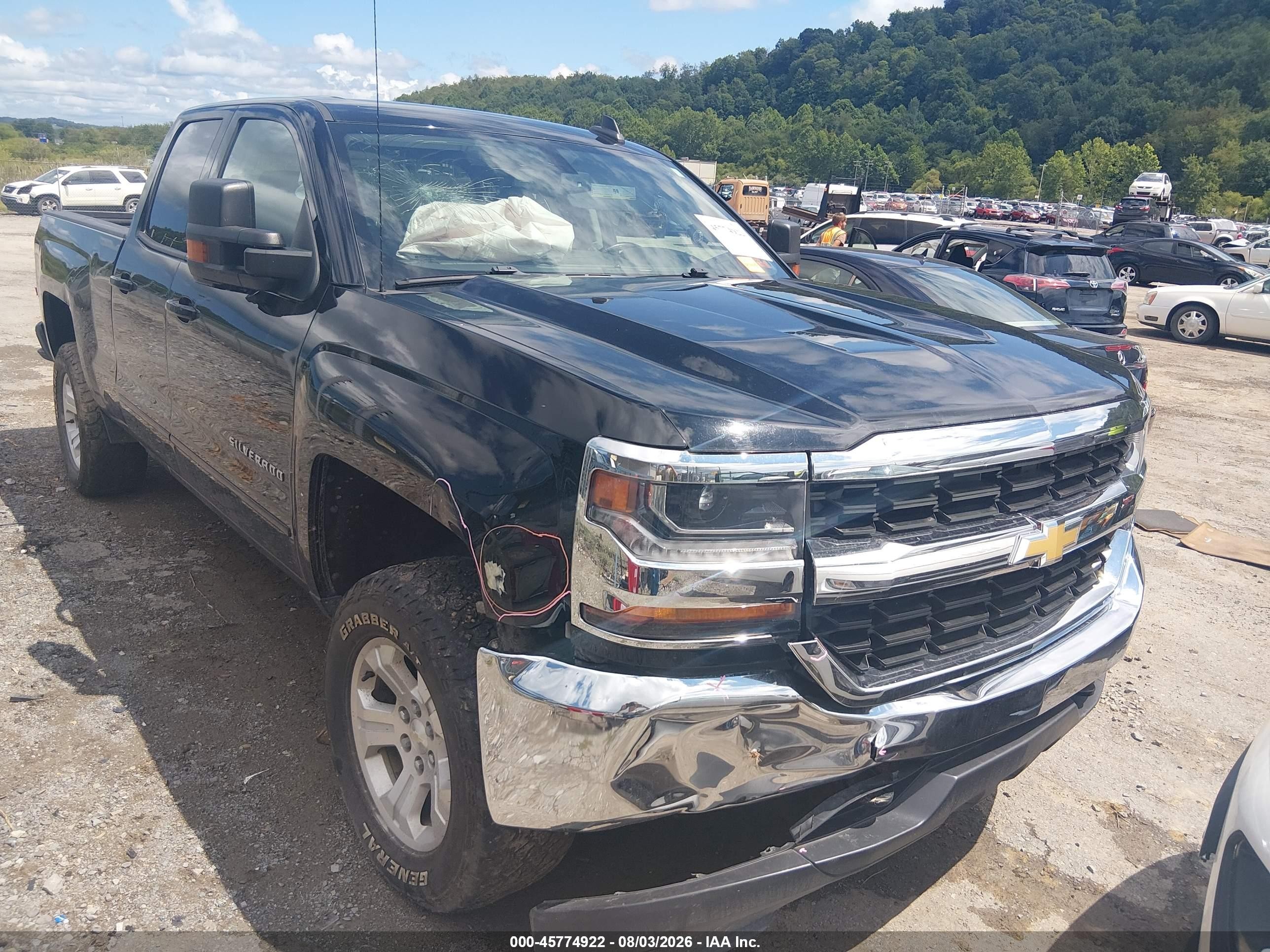 2017 Chevrolet Silverado 1500 Lt Black vin: 1GCVKREC7HZ315876