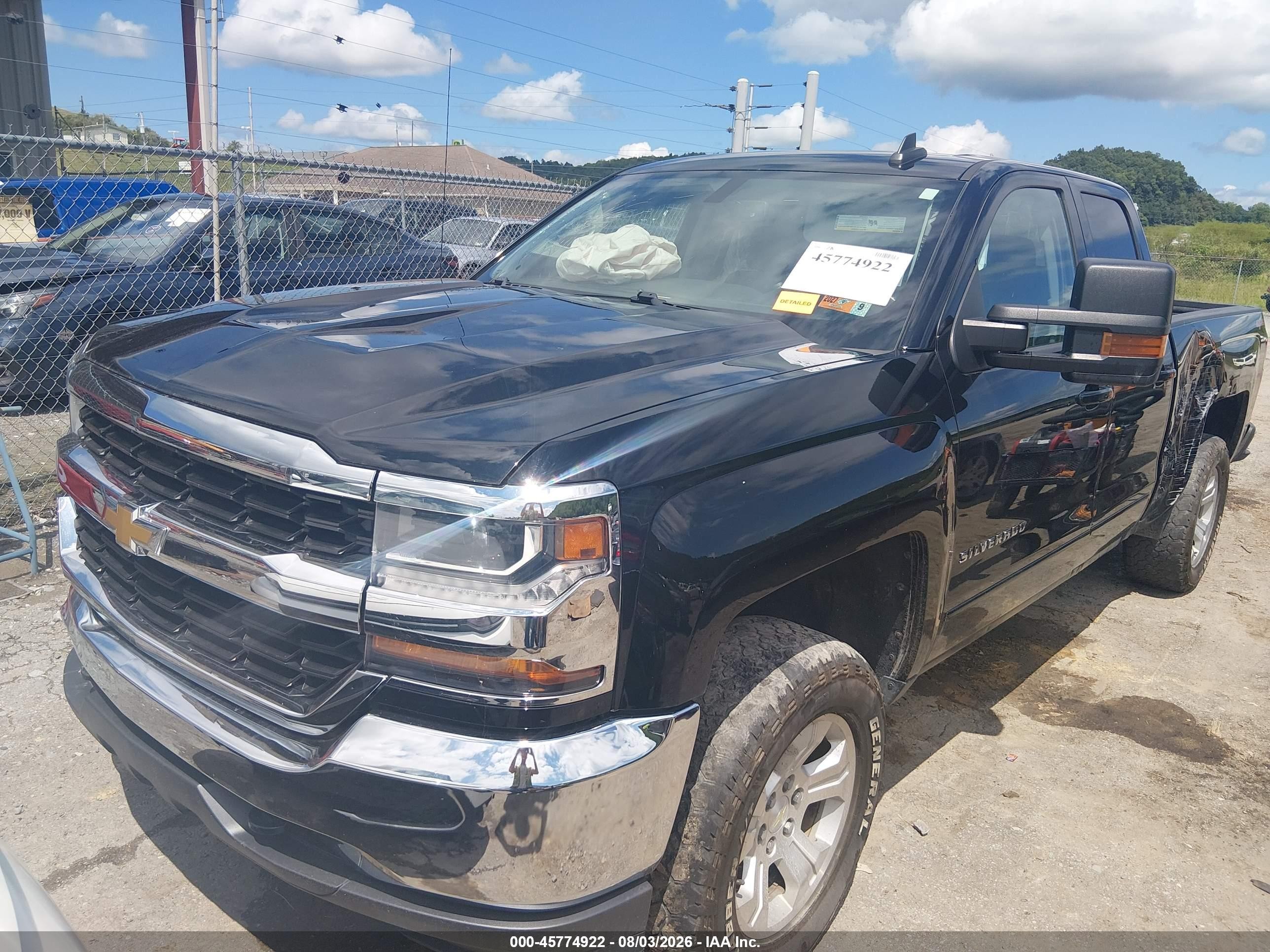 2017 Chevrolet Silverado 1500 Lt Black vin: 1GCVKREC7HZ315876