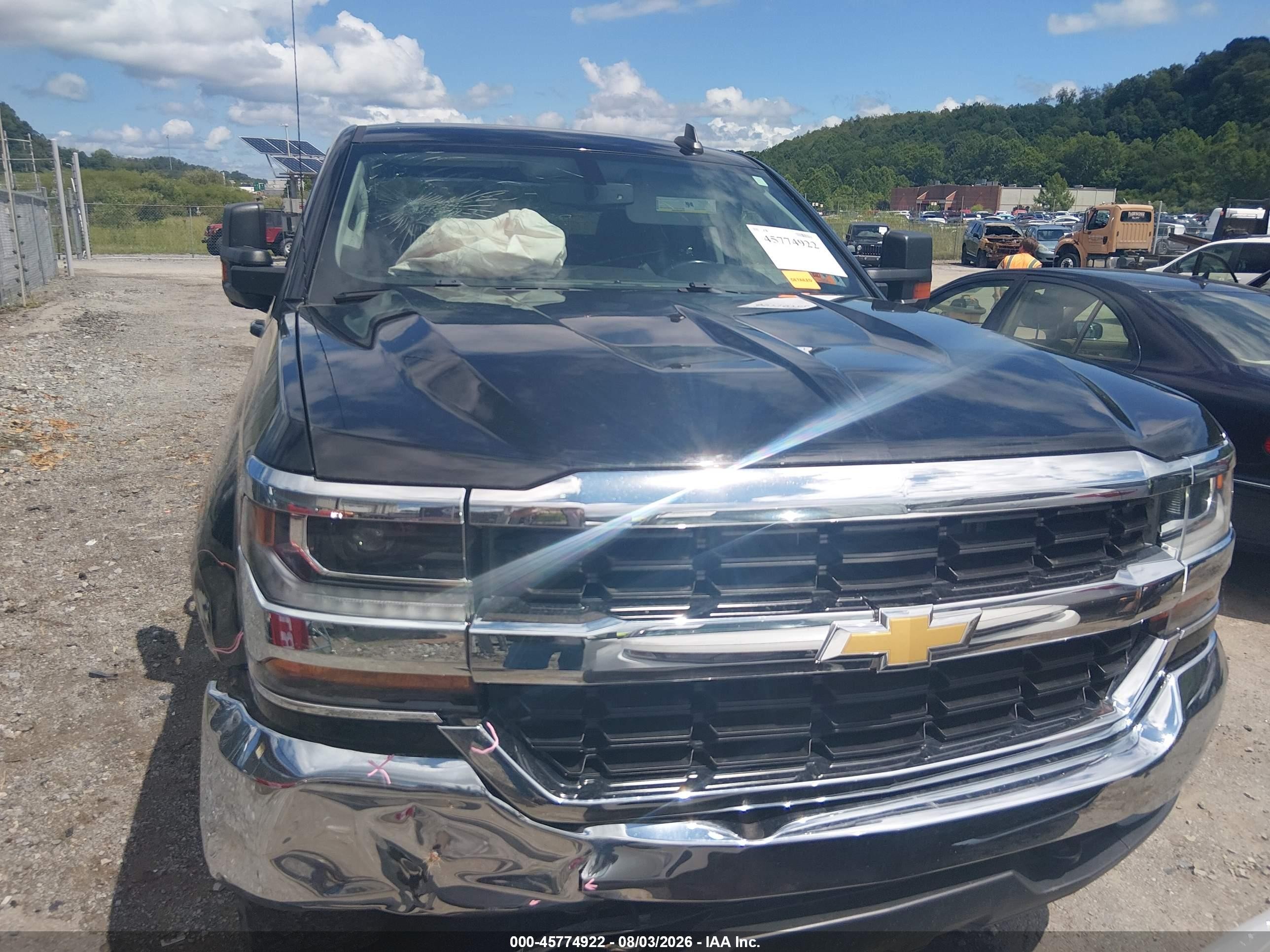 2017 Chevrolet Silverado 1500 Lt Black vin: 1GCVKREC7HZ315876