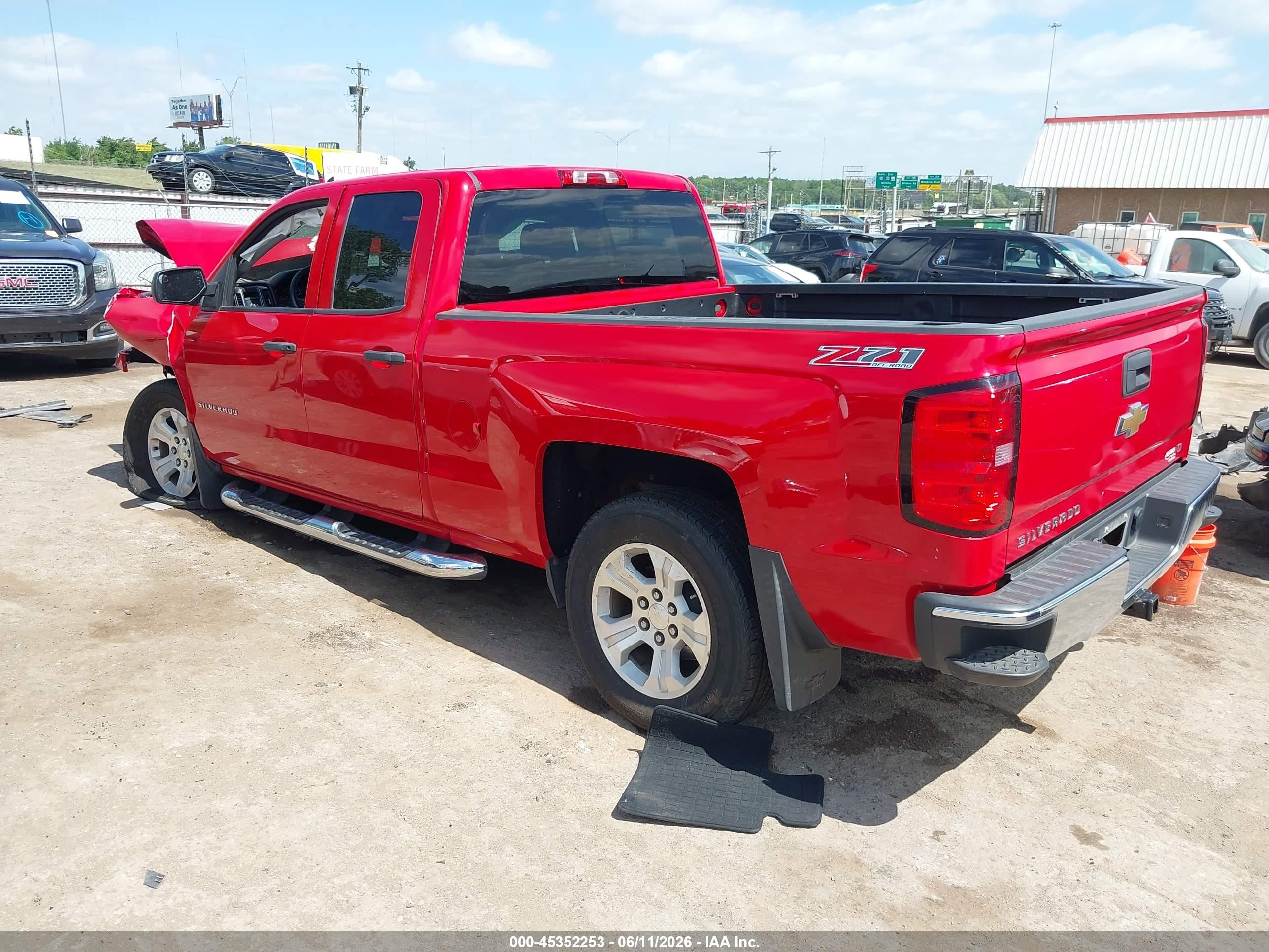 2014 Chevrolet Silverado 1500 Lt Red vin: 1GCVKREC8EZ266327