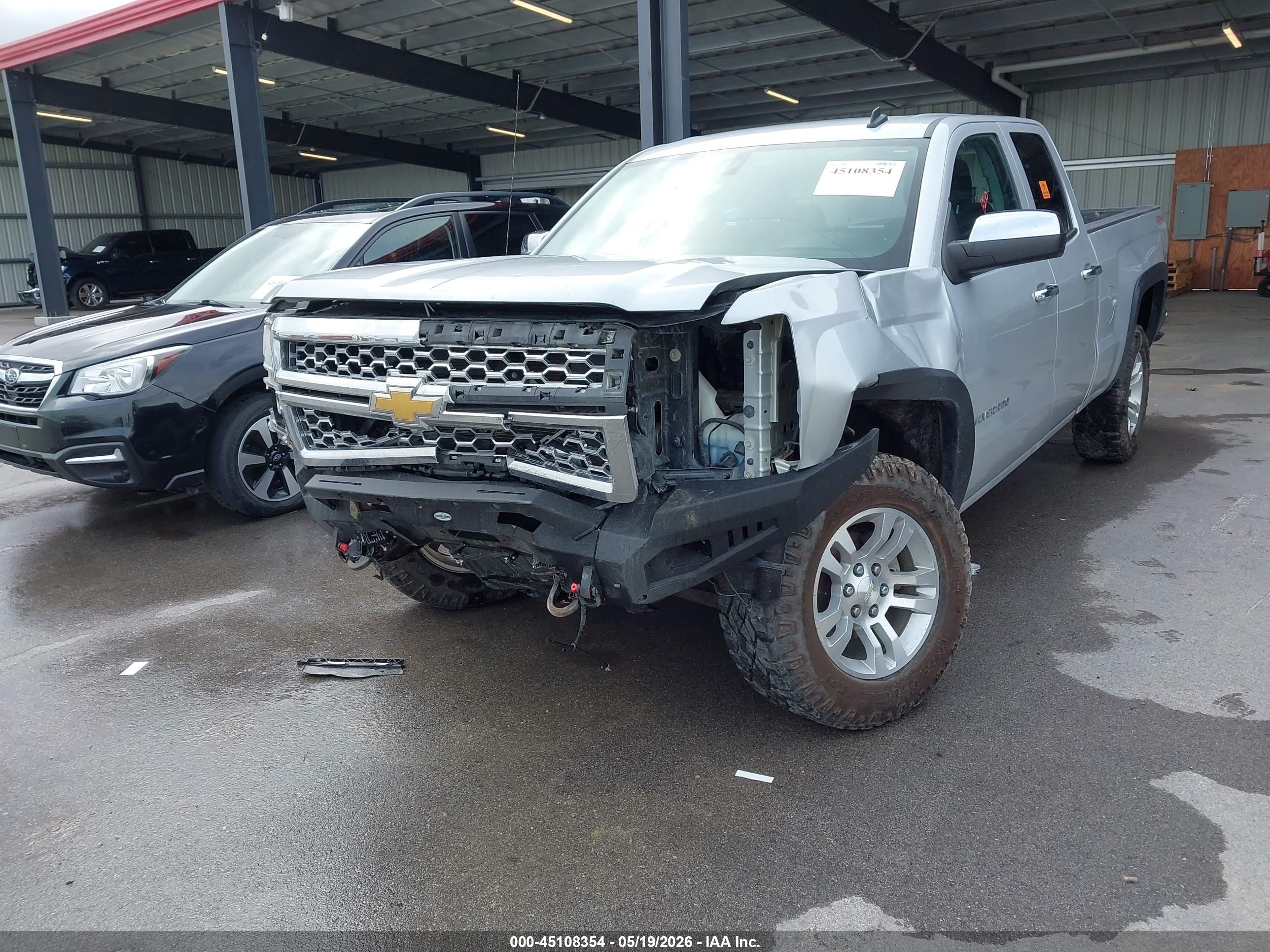 2014 Chevrolet Silverado 1500 1lt Silver vin: 1GCVKREC9EZ232039