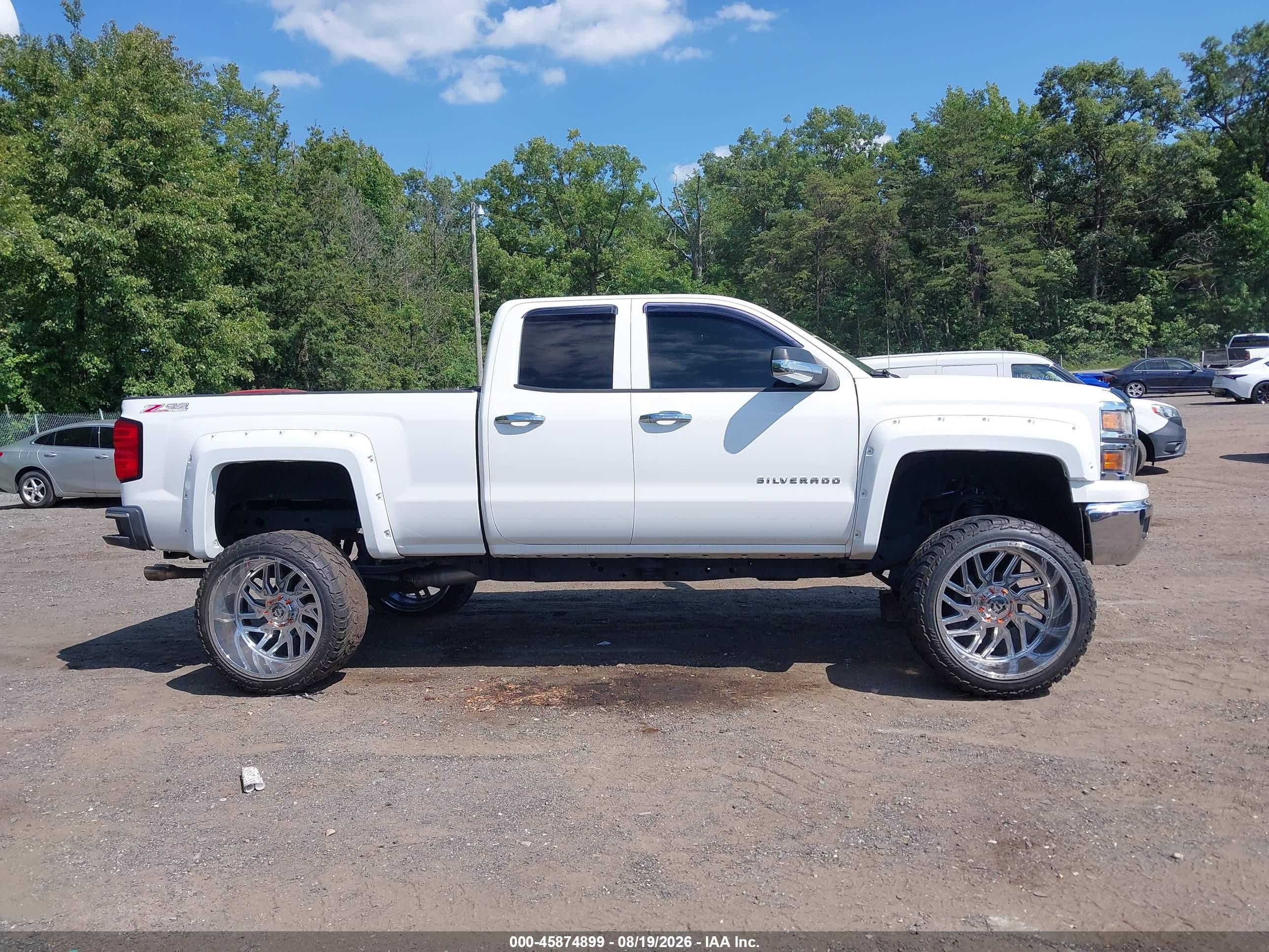 2014 Chevrolet Silverado 1500 Lt White vin: 1GCVKREC9EZ298252