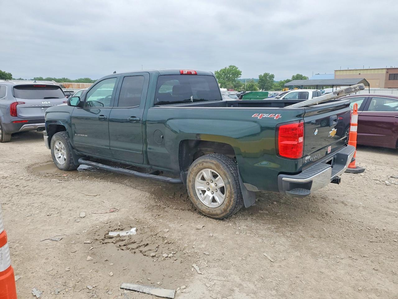 2015 Chevrolet Silverado K1500 Lt Green vin: 1GCVKREC9FZ167968