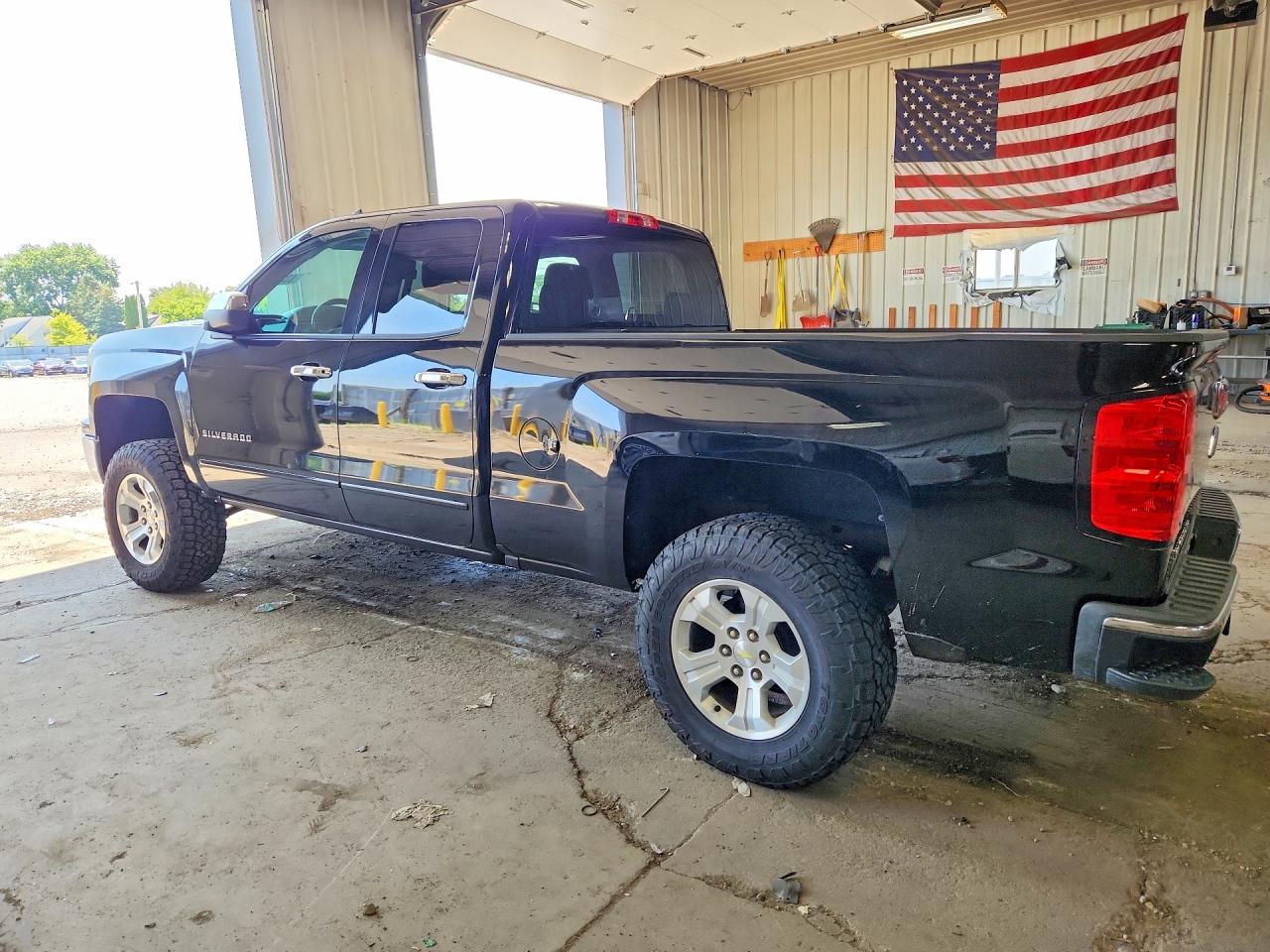 2015 Chevrolet Silverado K1500 Lt Black vin: 1GCVKREC9FZ310319