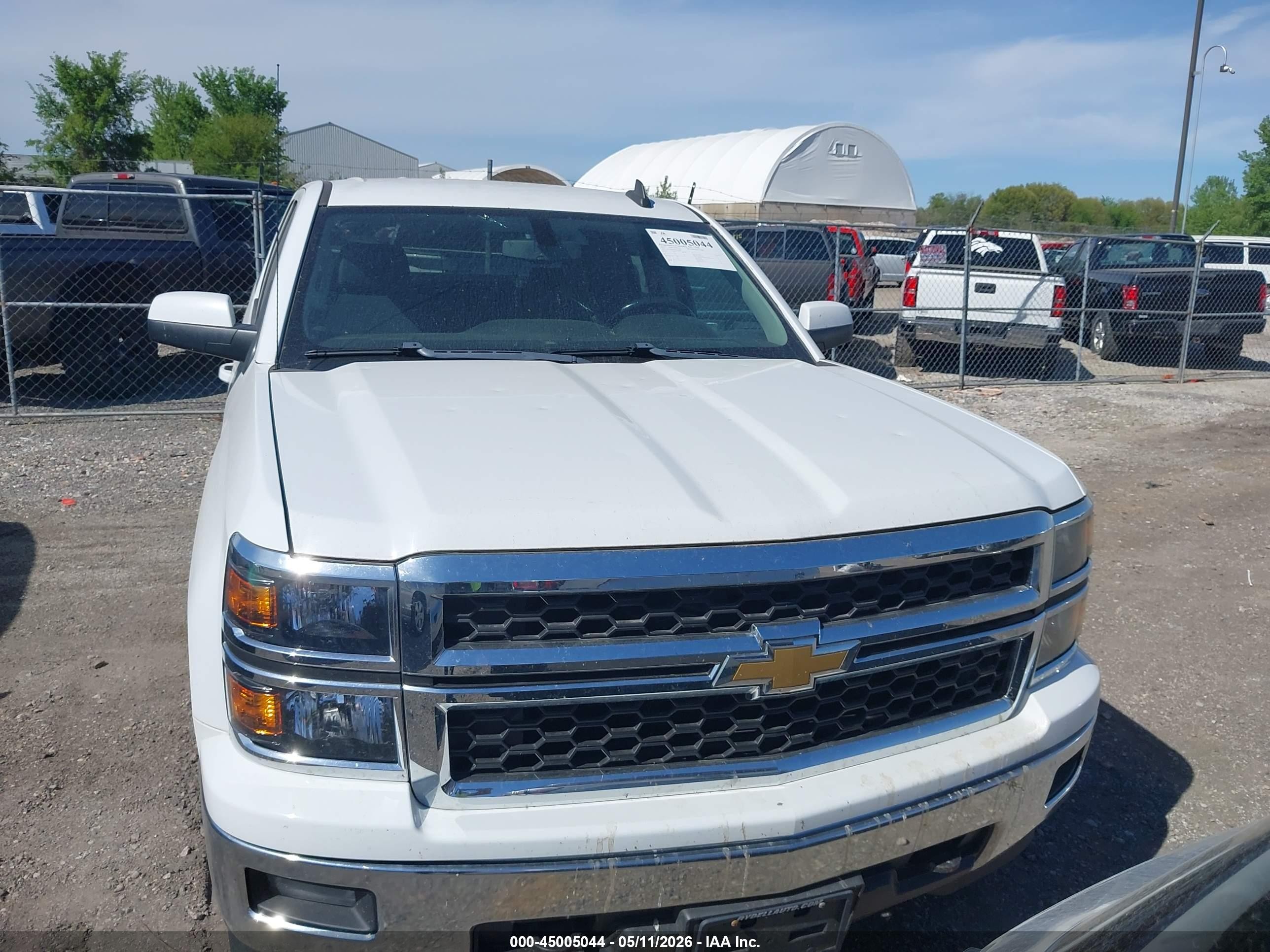 2015 Chevrolet Silverado 1500 1lt Белый vin: 1GCVKREC9FZ444988