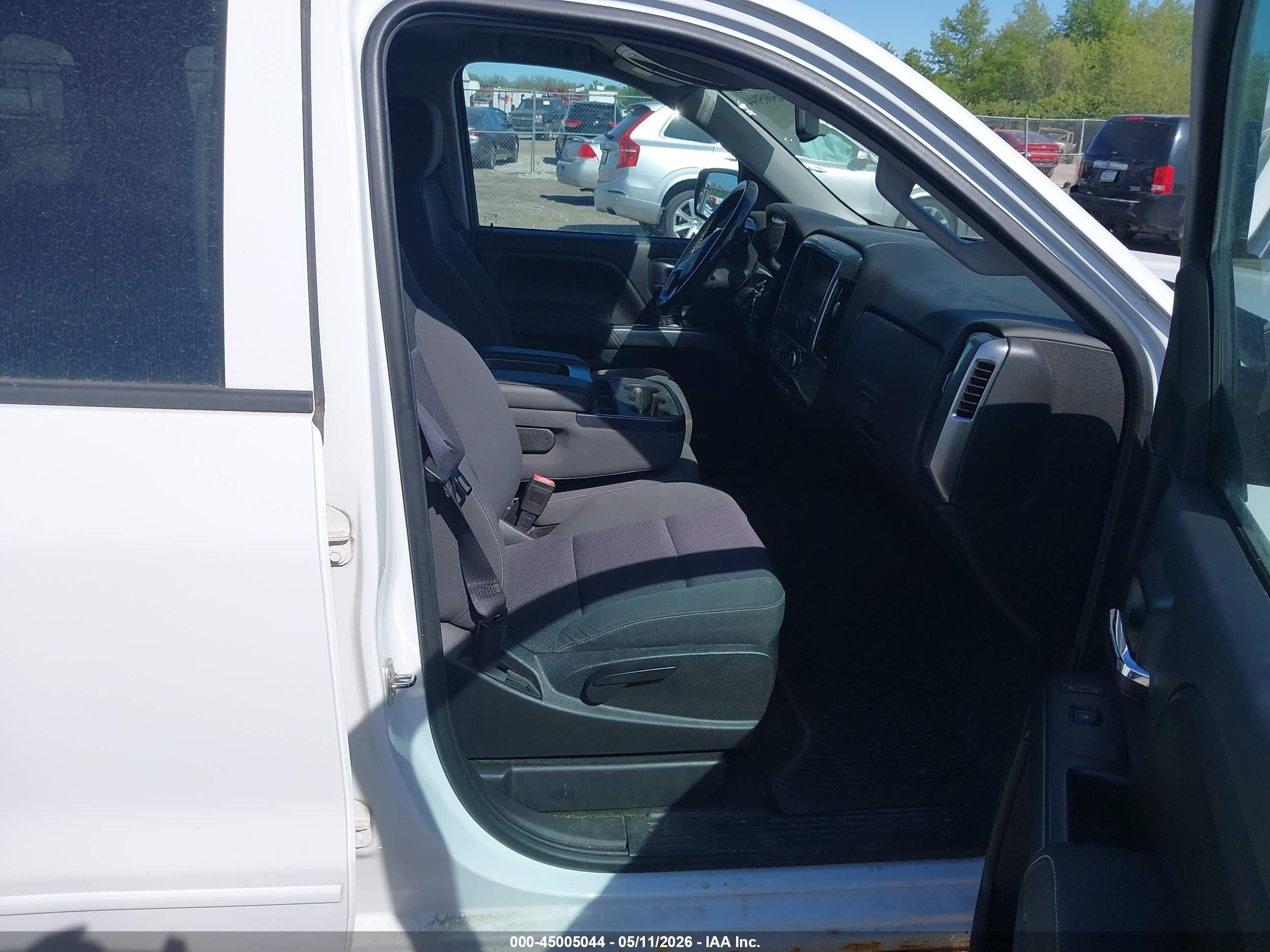 2015 Chevrolet Silverado 1500 1lt Белый vin: 1GCVKREC9FZ444988