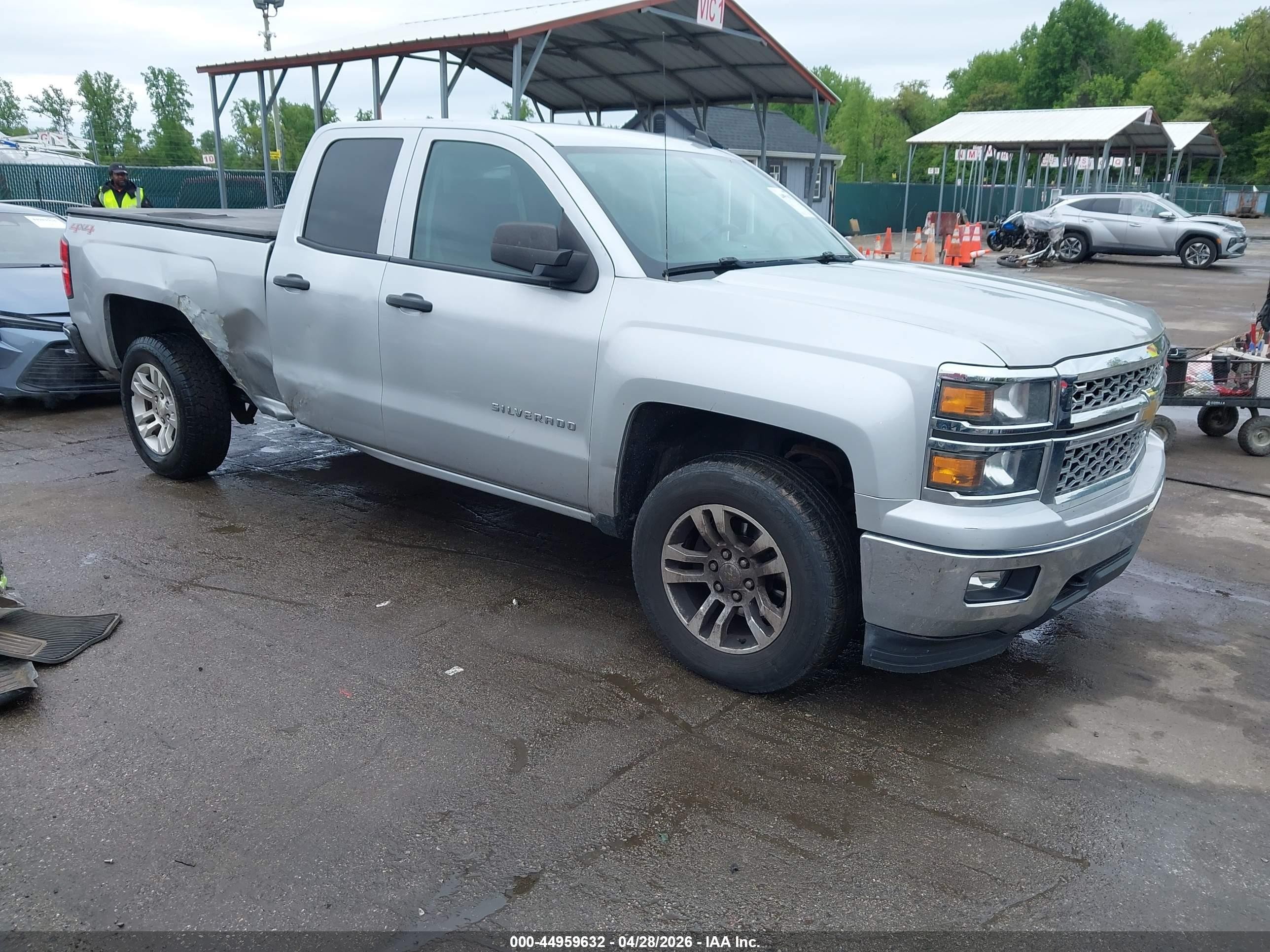 2014 Chevrolet Silverado 1500 1lt Silver vin: 1GCVKRECXEZ169999