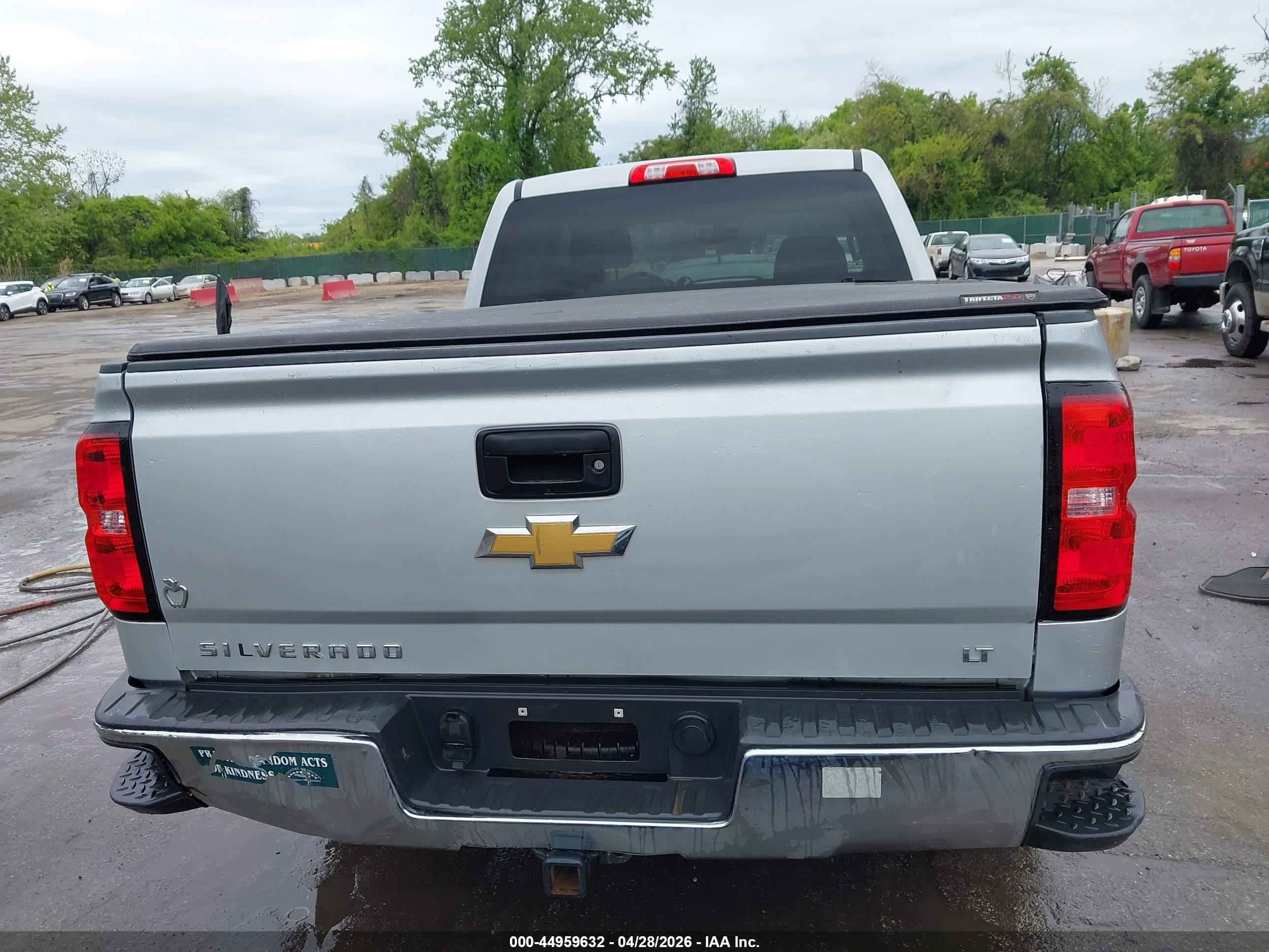 2014 Chevrolet Silverado 1500 1lt Silver vin: 1GCVKRECXEZ169999