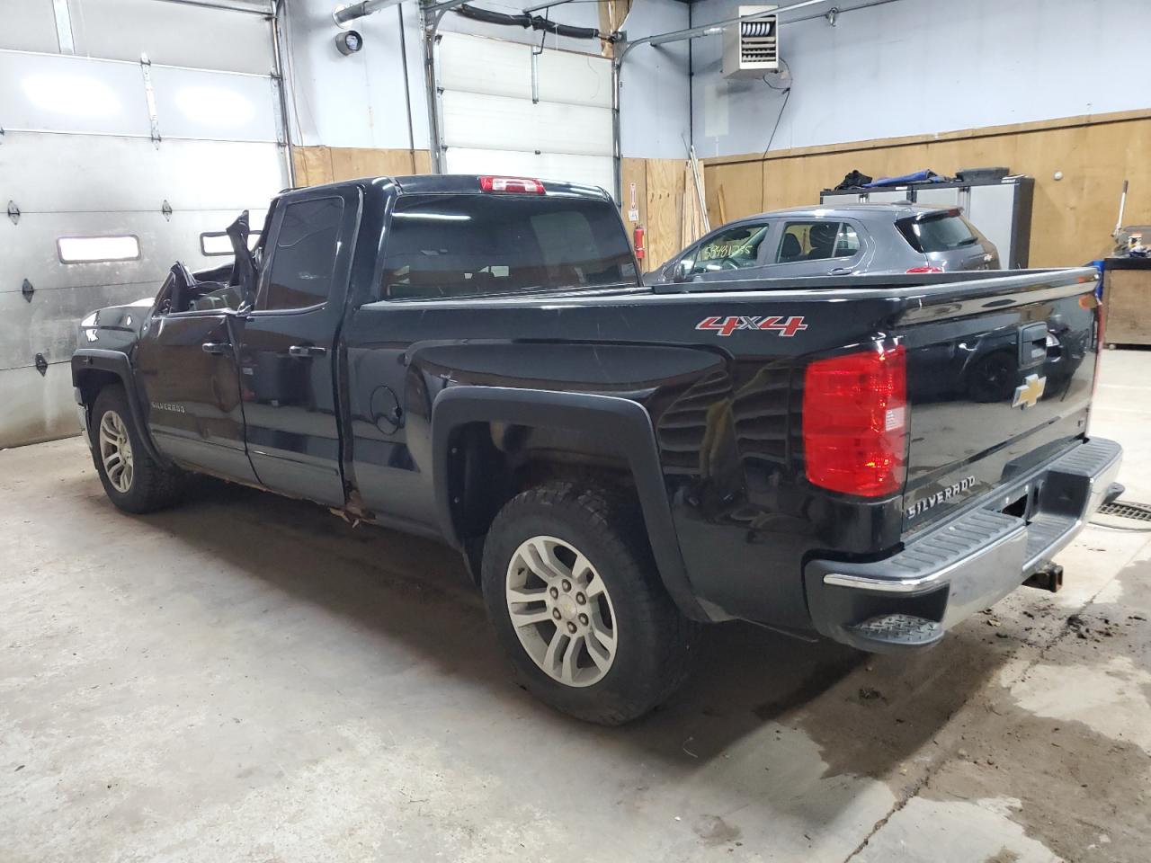 2015 Chevrolet Silverado K1500 Lt Черный vin: 1GCVKRECXFZ153464