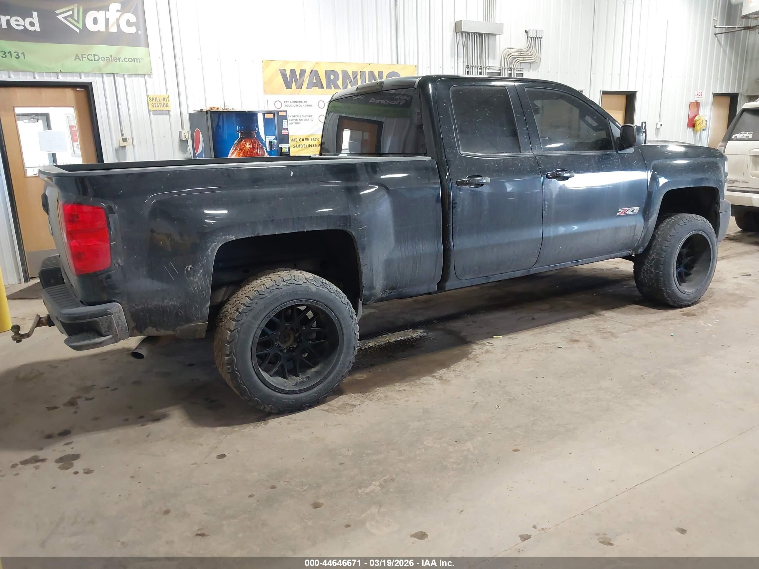 2015 Chevrolet Silverado 1500 2lt Черный vin: 1GCVKRECXFZ316095
