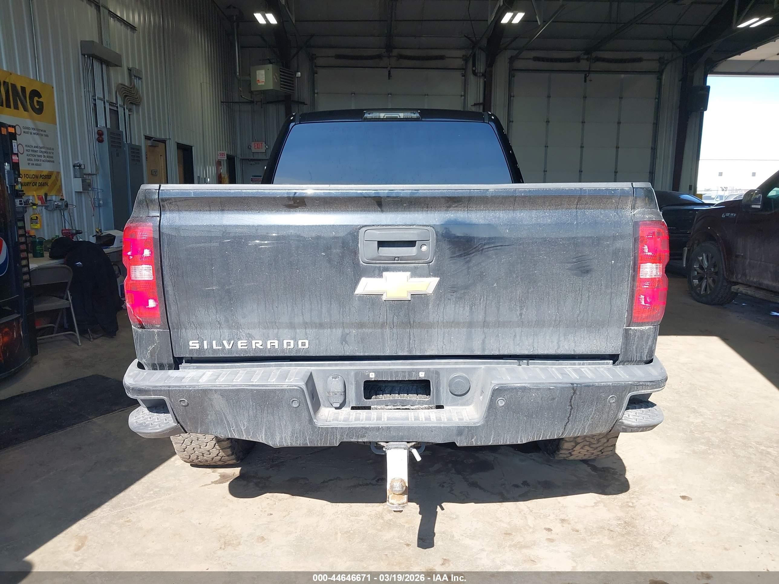 2015 Chevrolet Silverado 1500 2lt Черный vin: 1GCVKRECXFZ316095