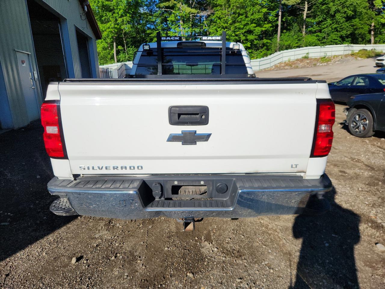 2015 Chevrolet Silverado K1500 Lt White vin: 1GCVKRECXFZ357794