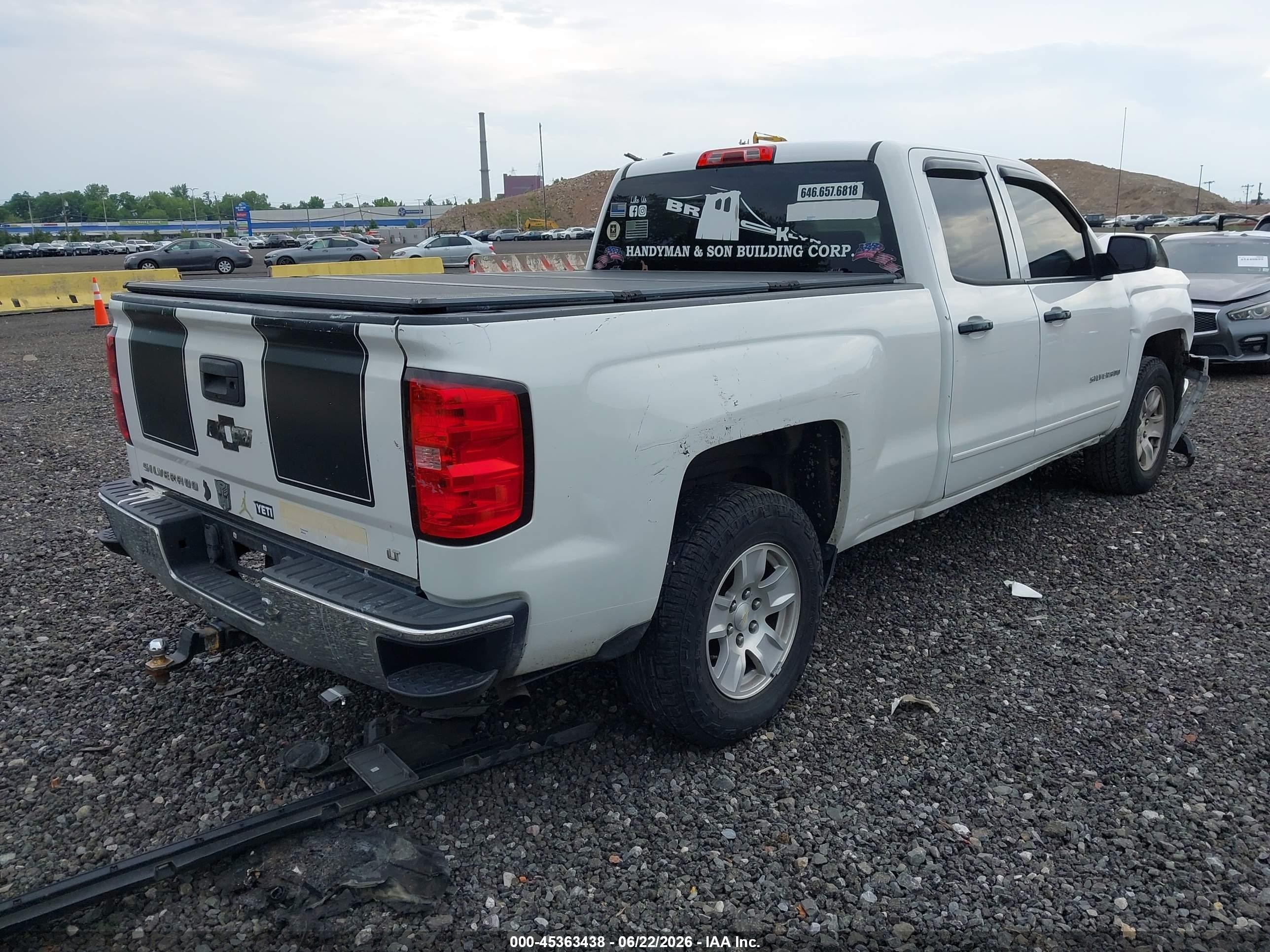 2015 Chevrolet Silverado 1500 Lt White vin: 1GCVKRECXFZ398443