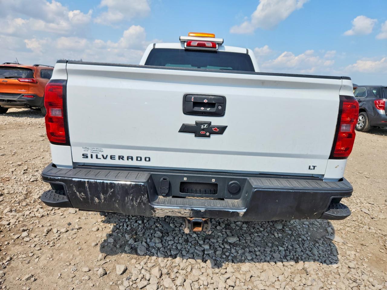 2014 Chevrolet Silverado K1500 Lt White vin: 1GCVKREH2EZ188378