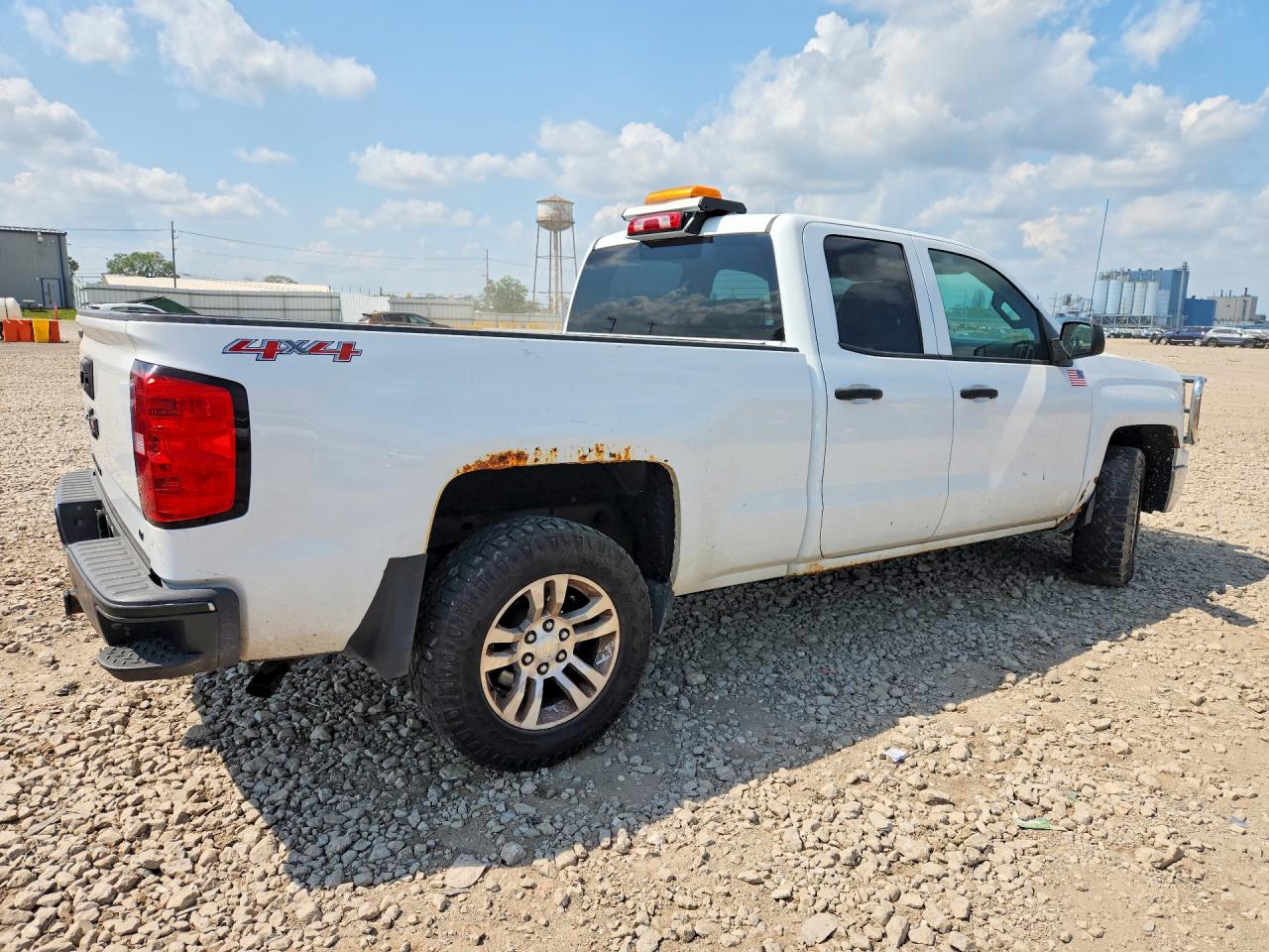 2014 Chevrolet Silverado K1500 Lt White vin: 1GCVKREH2EZ188378