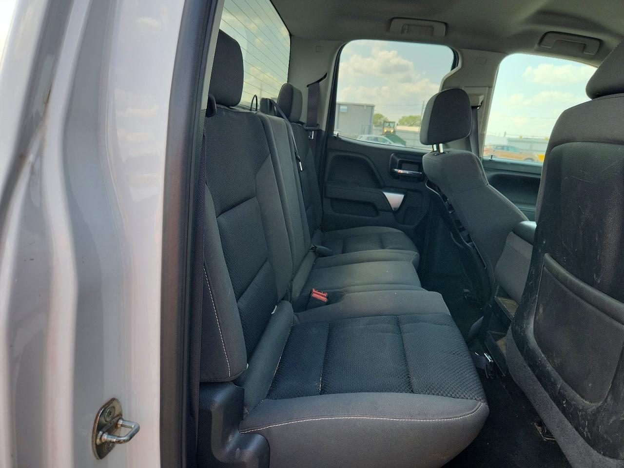 2014 Chevrolet Silverado K1500 Lt White vin: 1GCVKREH2EZ188378