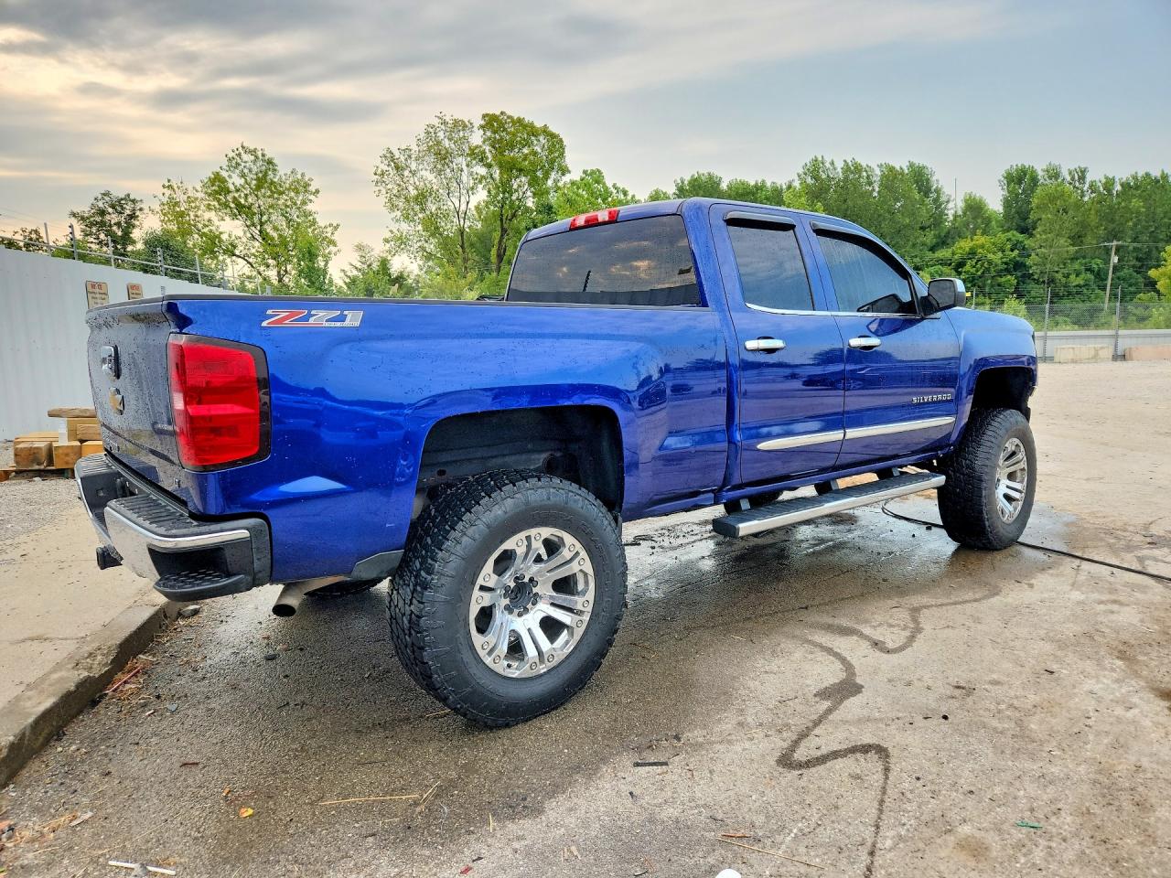 2014 Chevrolet Silverado K1500 Lt Blue vin: 1GCVKREH3EZ109719