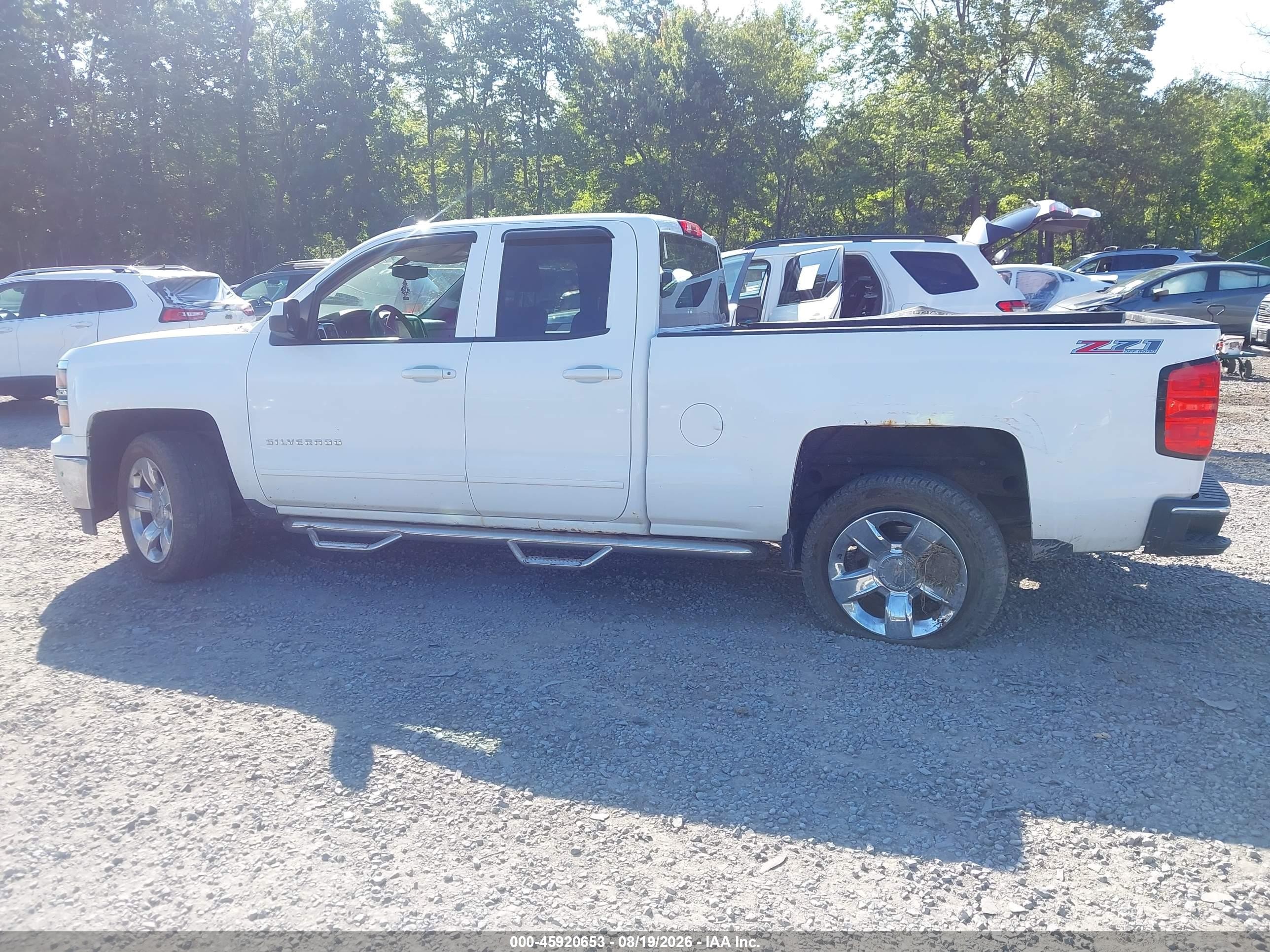 2015 Chevrolet Silverado 1500 Lt White vin: 1GCVKREH3FZ407687