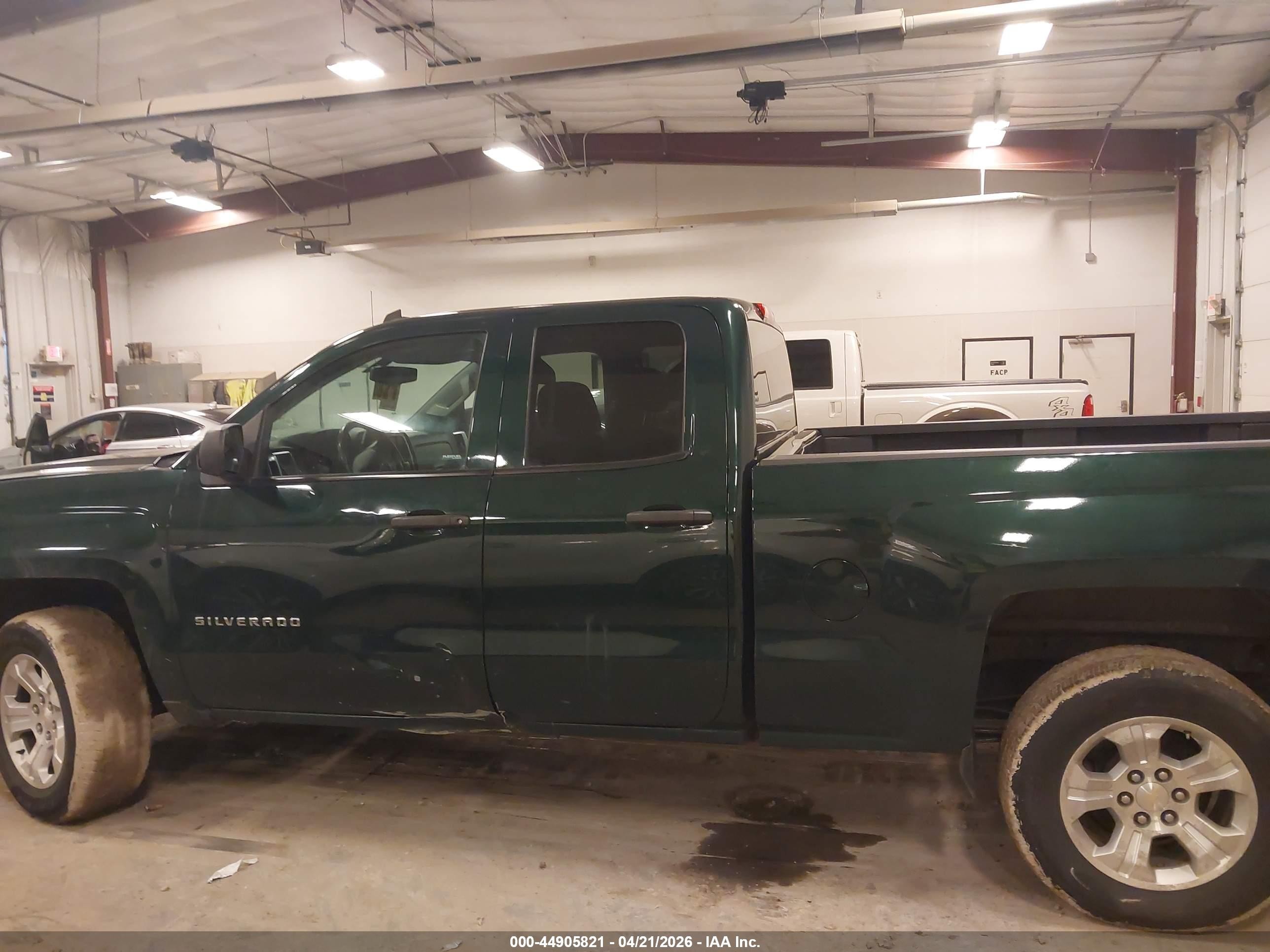 2014 Chevrolet Silverado 1500 2lt Green vin: 1GCVKREH4EZ305569
