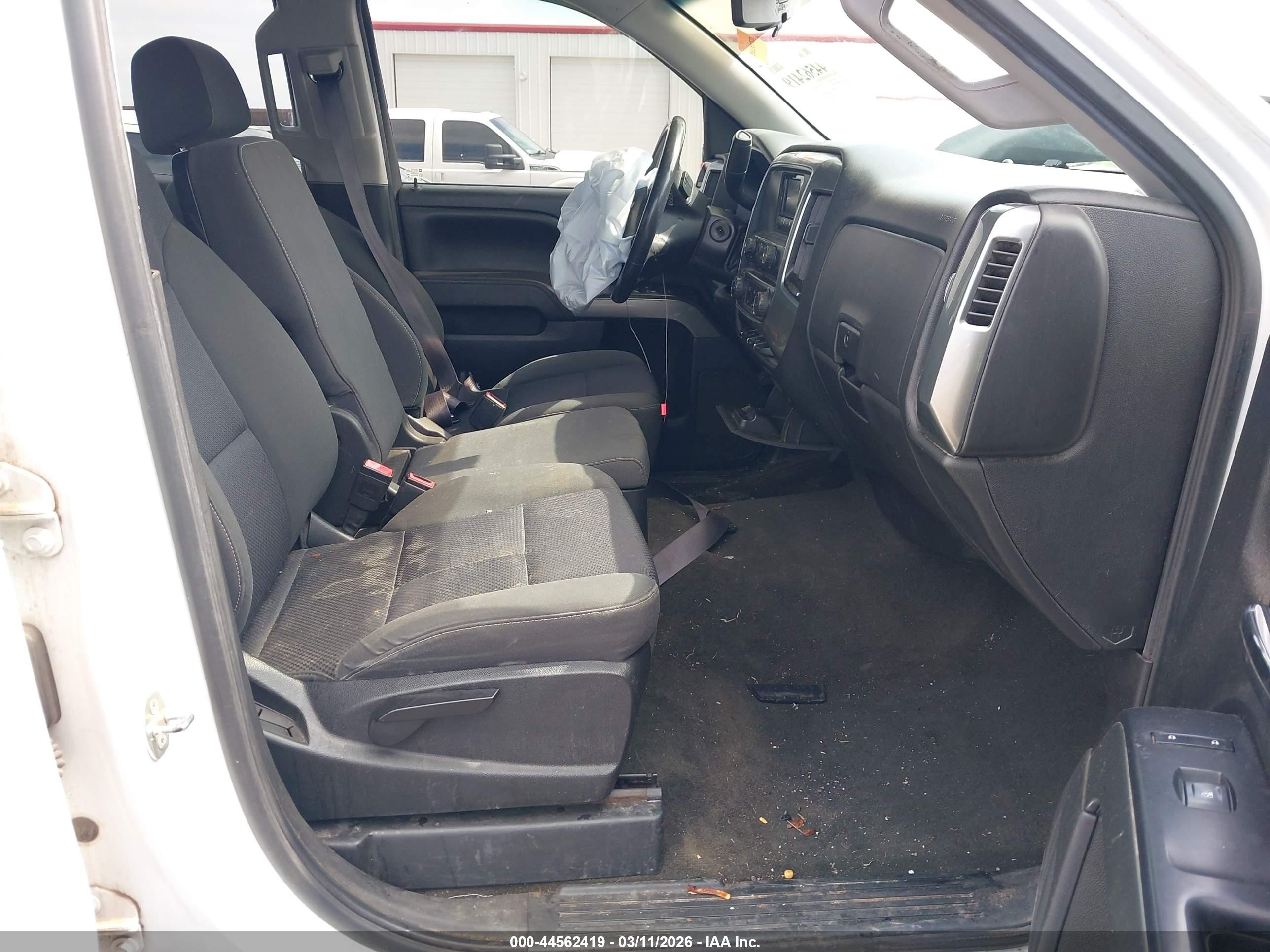 2015 Chevrolet Silverado 1500 1lt White vin: 1GCVKREH4FZ290038
