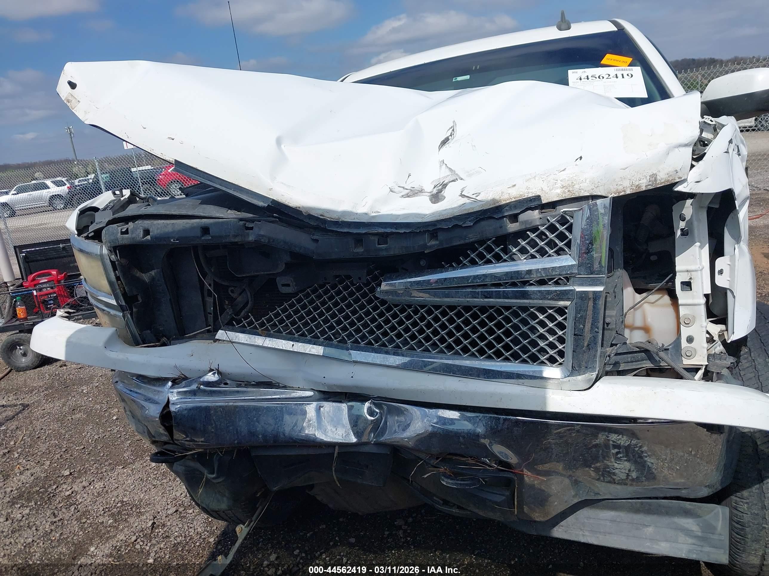 2015 Chevrolet Silverado 1500 1lt White vin: 1GCVKREH4FZ290038