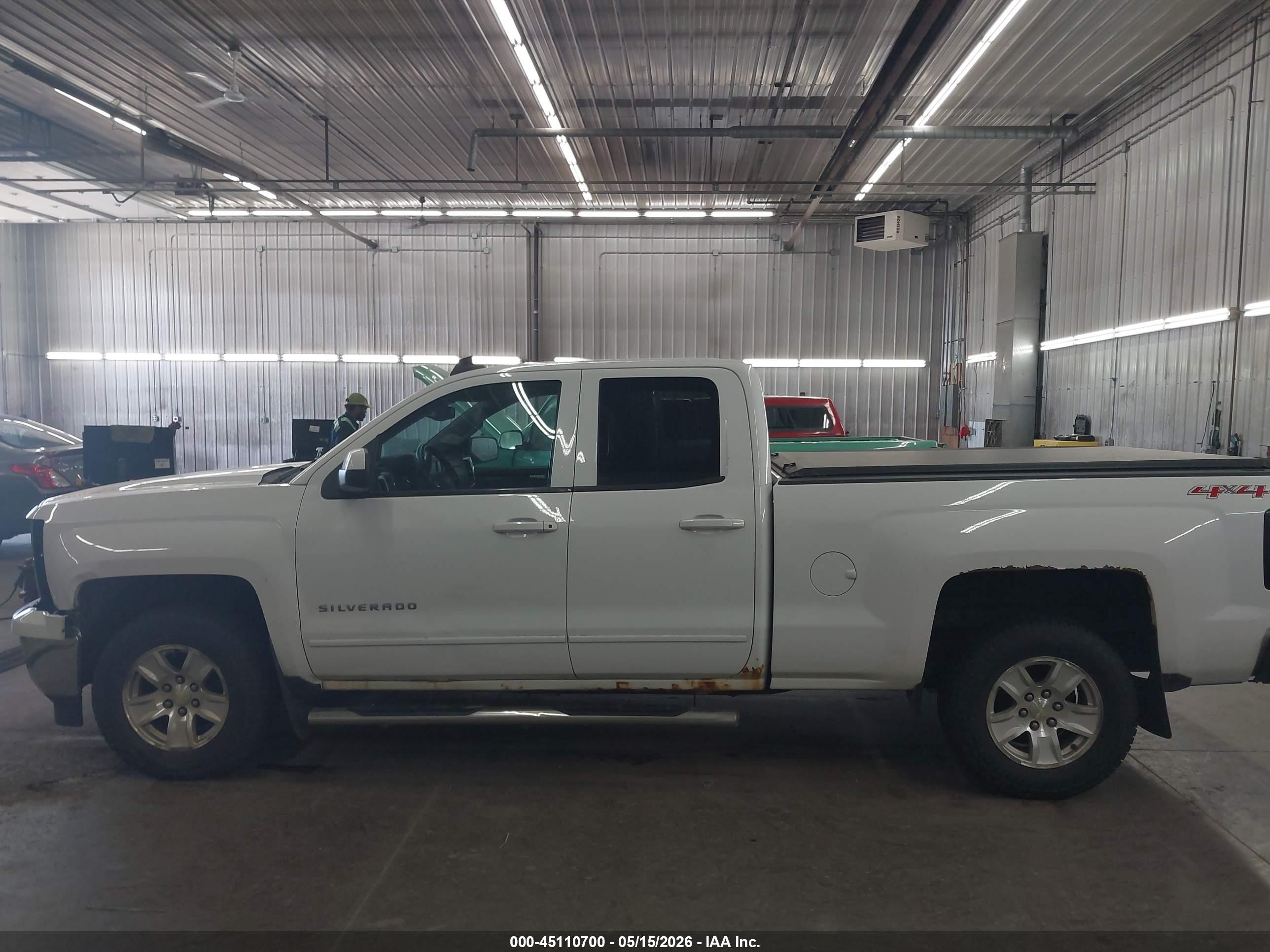 2015 Chevrolet Silverado 1500 1lt Белый vin: 1GCVKREH4FZ359990