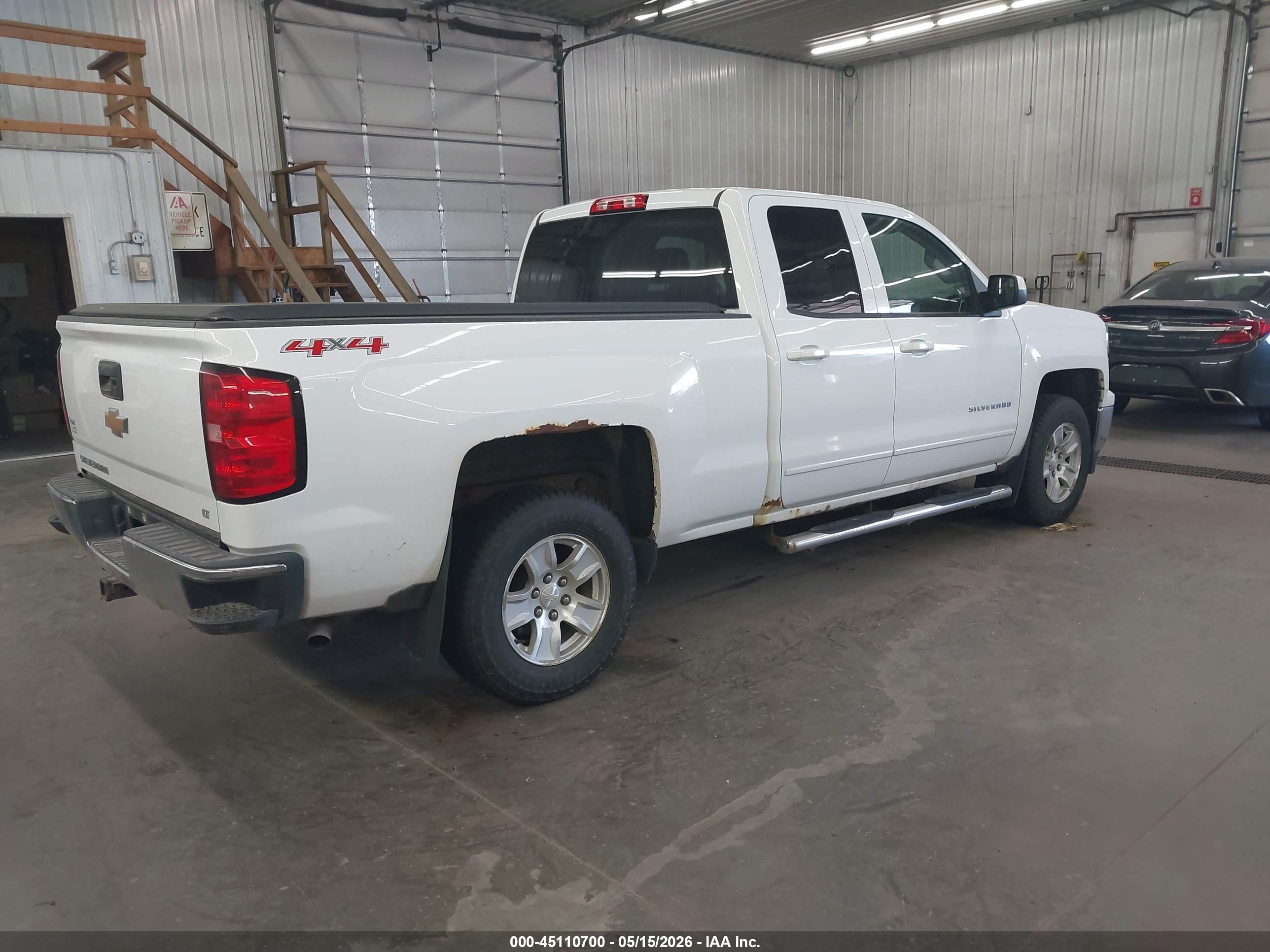 2015 Chevrolet Silverado 1500 1lt Белый vin: 1GCVKREH4FZ359990