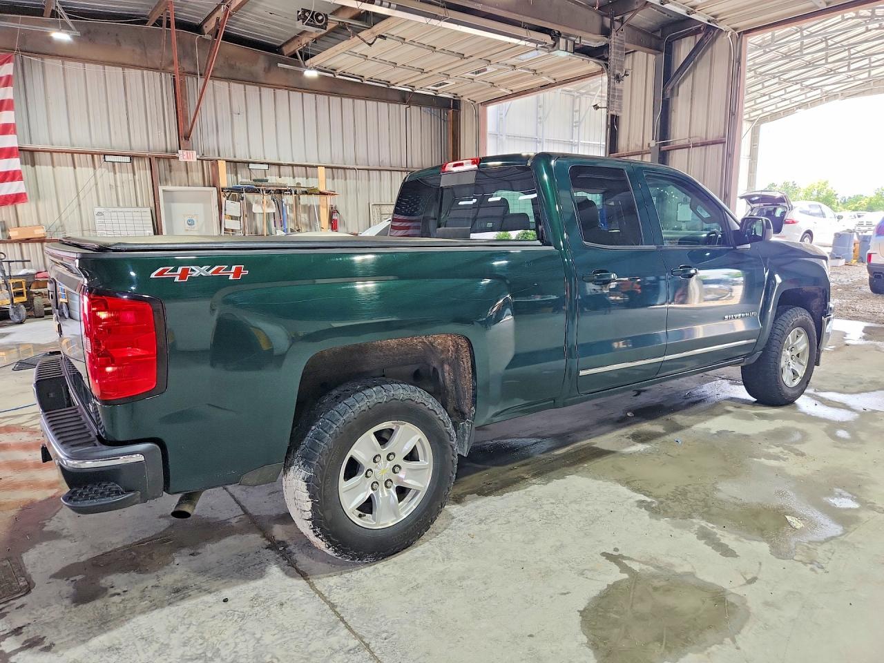 2015 Chevrolet Silverado K1500 Lt Green vin: 1GCVKREH7FZ156141