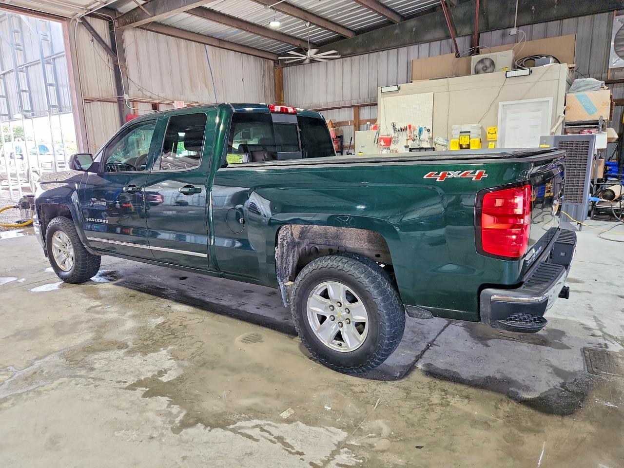2015 Chevrolet Silverado K1500 Lt Green vin: 1GCVKREH7FZ156141