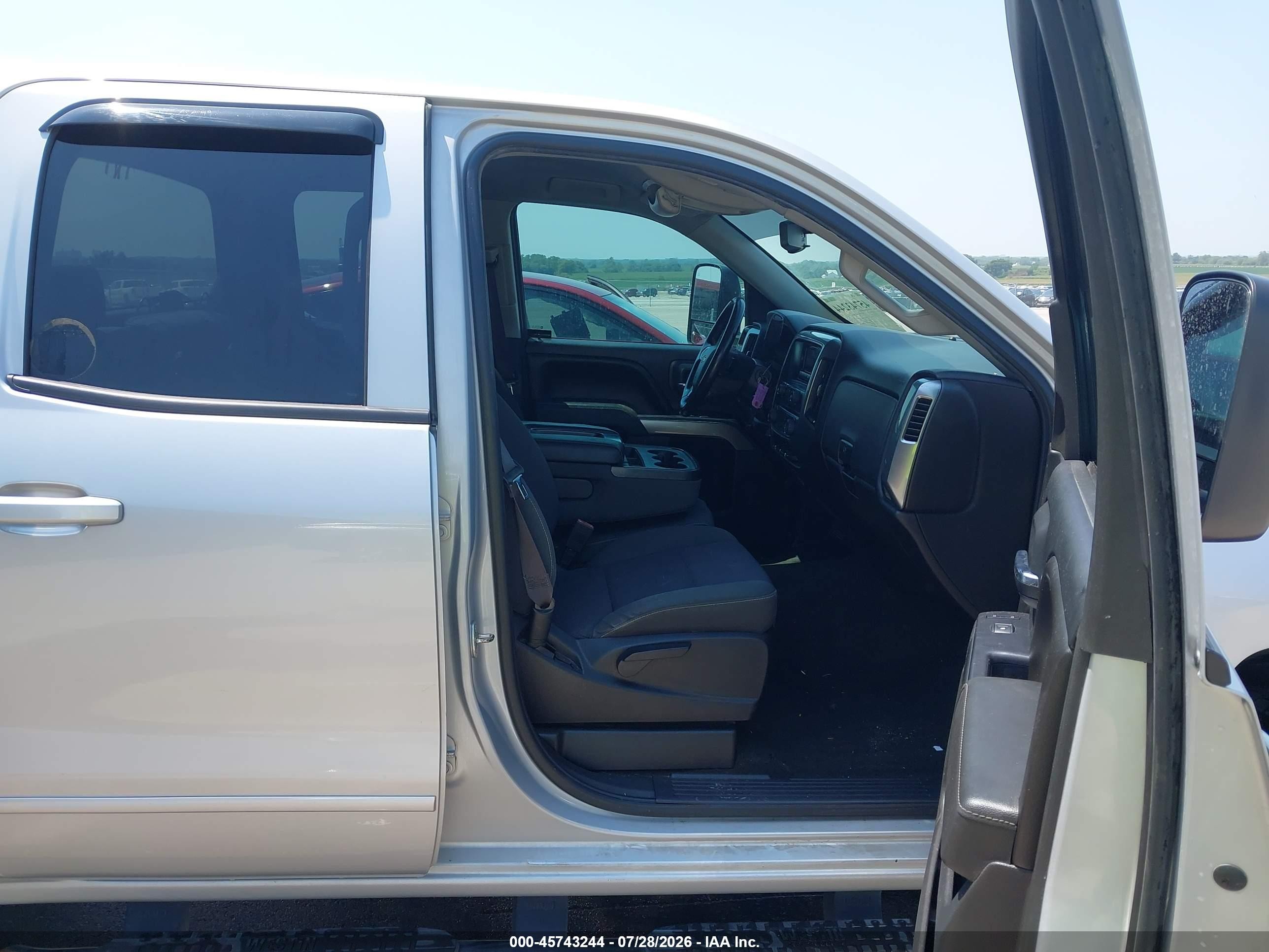 2015 Chevrolet Silverado 1500 Lt Silver vin: 1GCVKREH7FZ270074