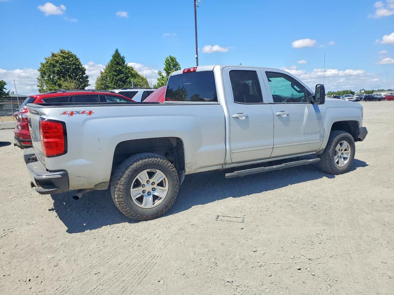 2015 Chevrolet Silverado K1500 Lt Silver vin: 1GCVKREH9FZ303754