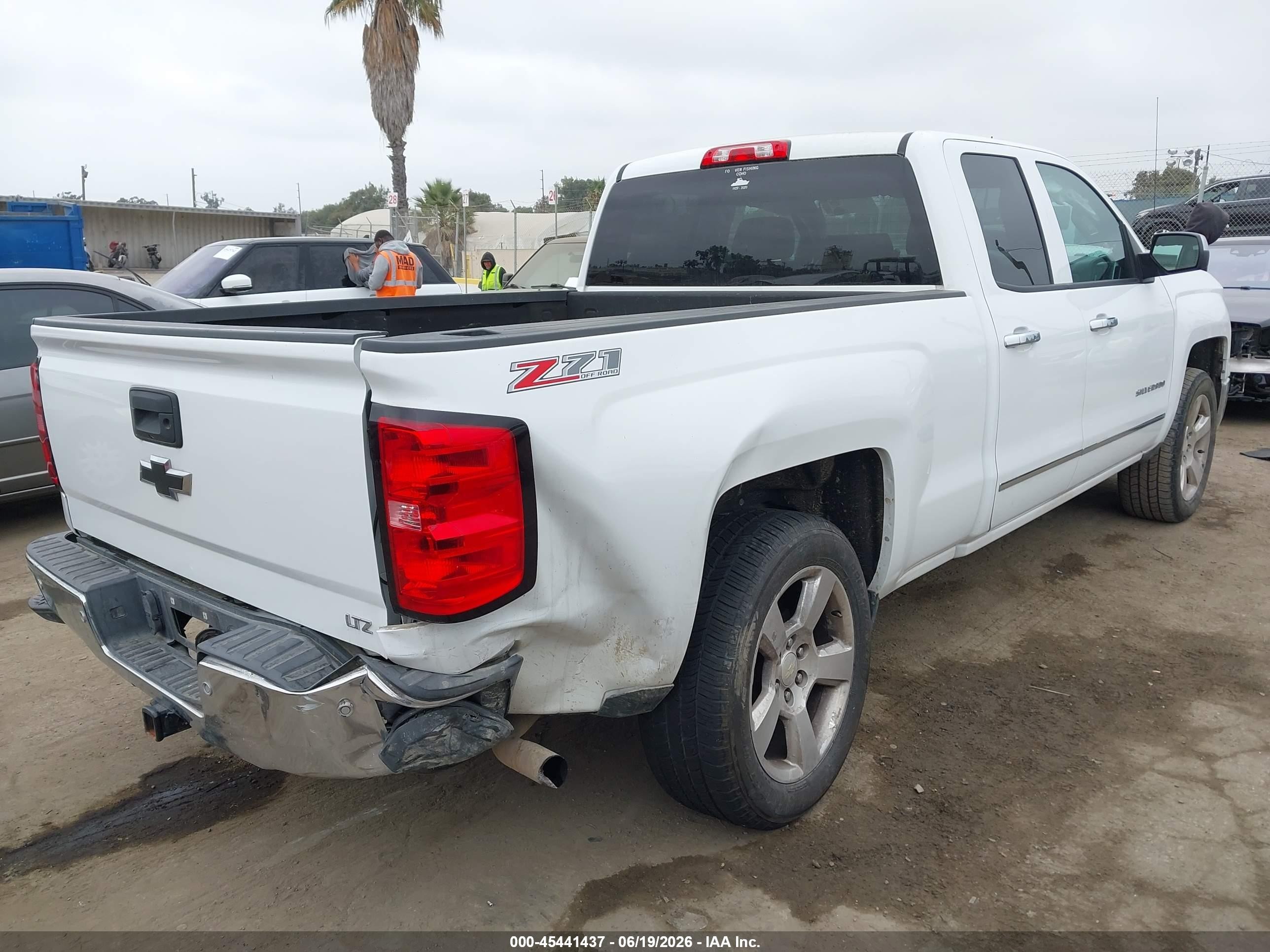 2014 Chevrolet Silverado 1500 Ltz White vin: 1GCVKSECXEZ249116