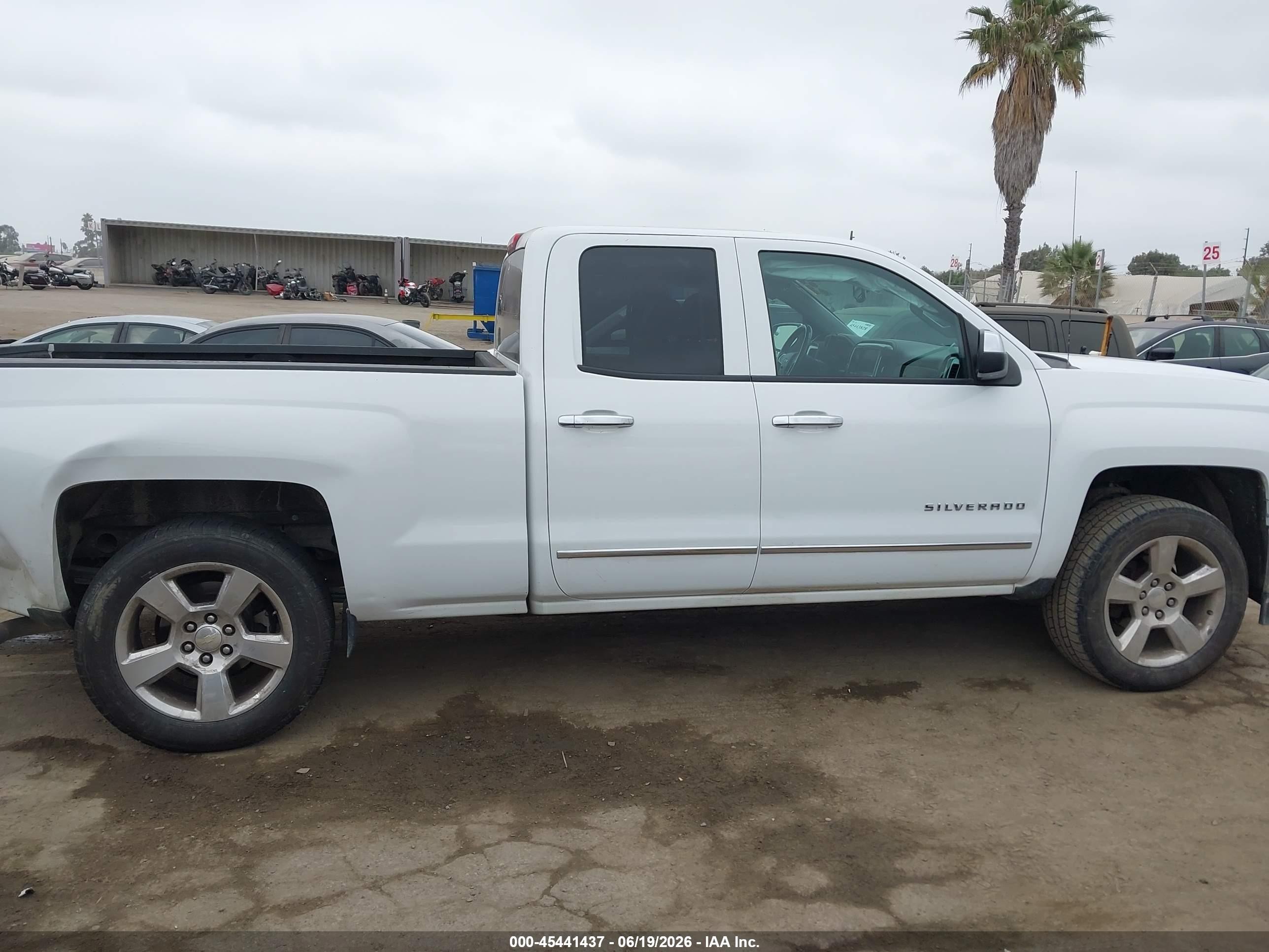 2014 Chevrolet Silverado 1500 Ltz White vin: 1GCVKSECXEZ249116